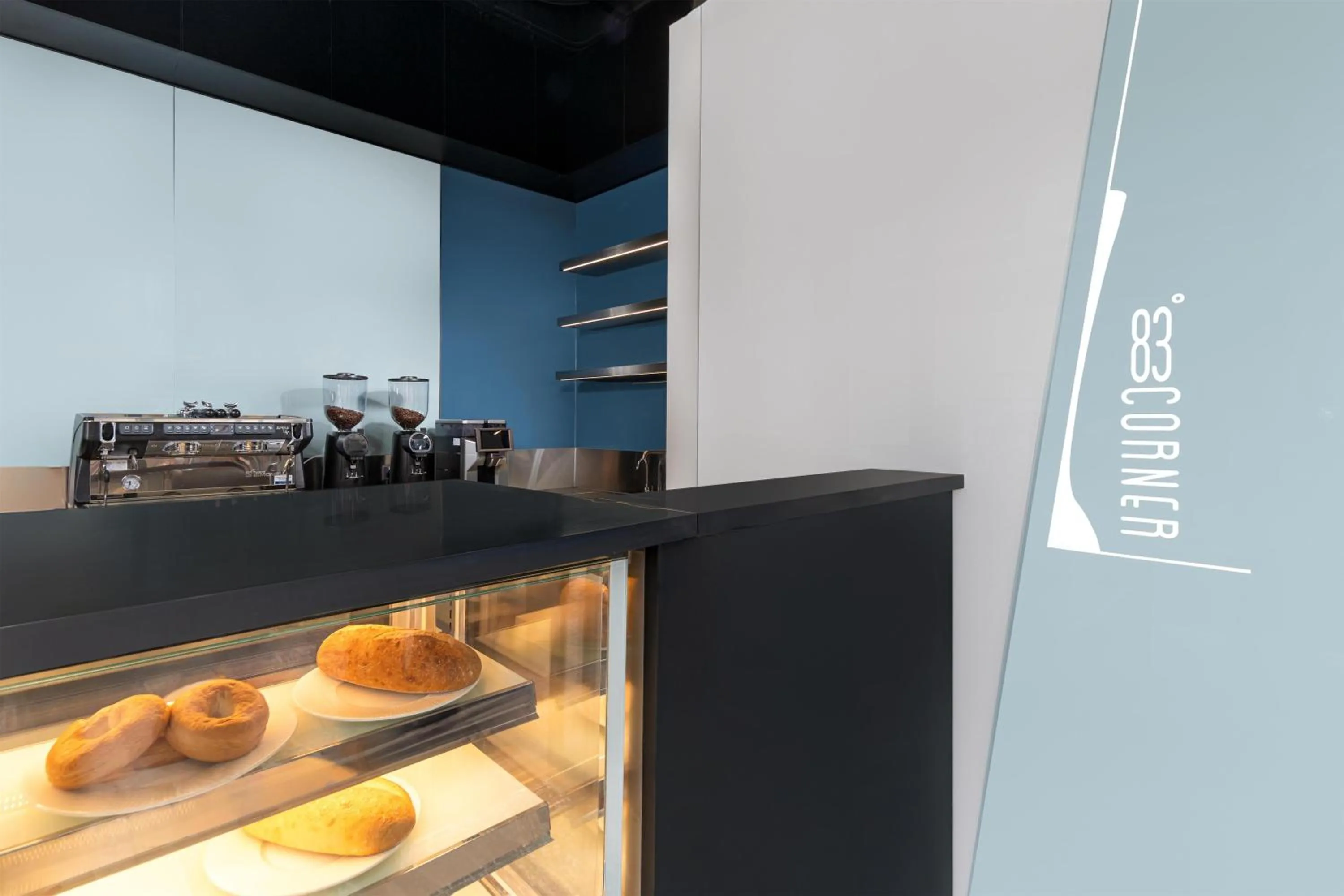 Restaurant/places to eat in Motto by Hilton Hong Kong Soho