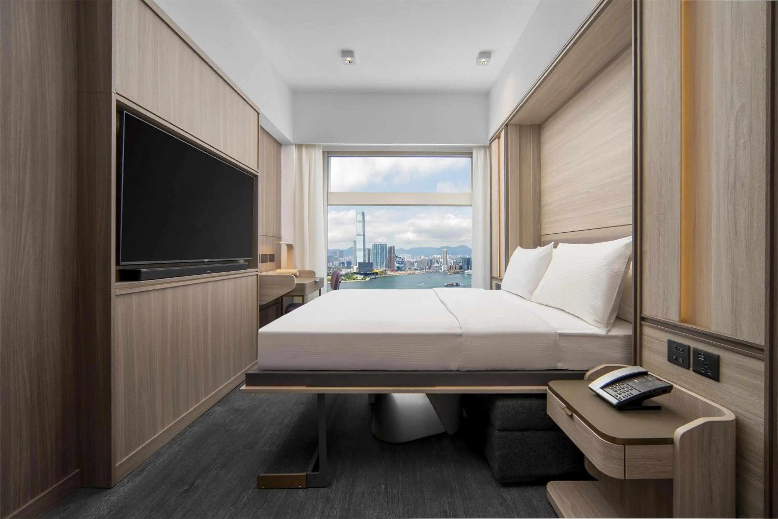 Bed in Motto by Hilton Hong Kong Soho