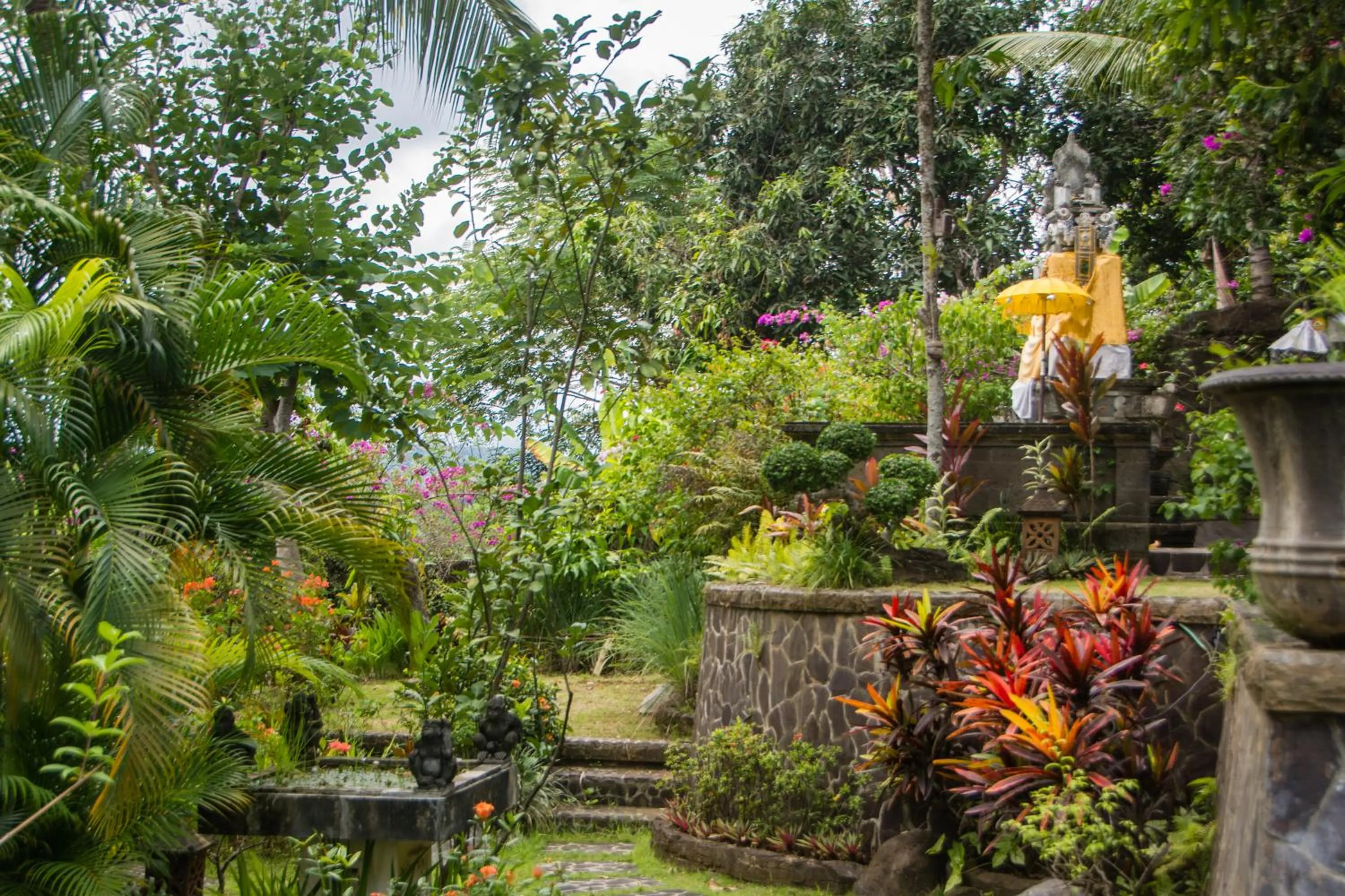Garden in Gunung Paradis Retreat