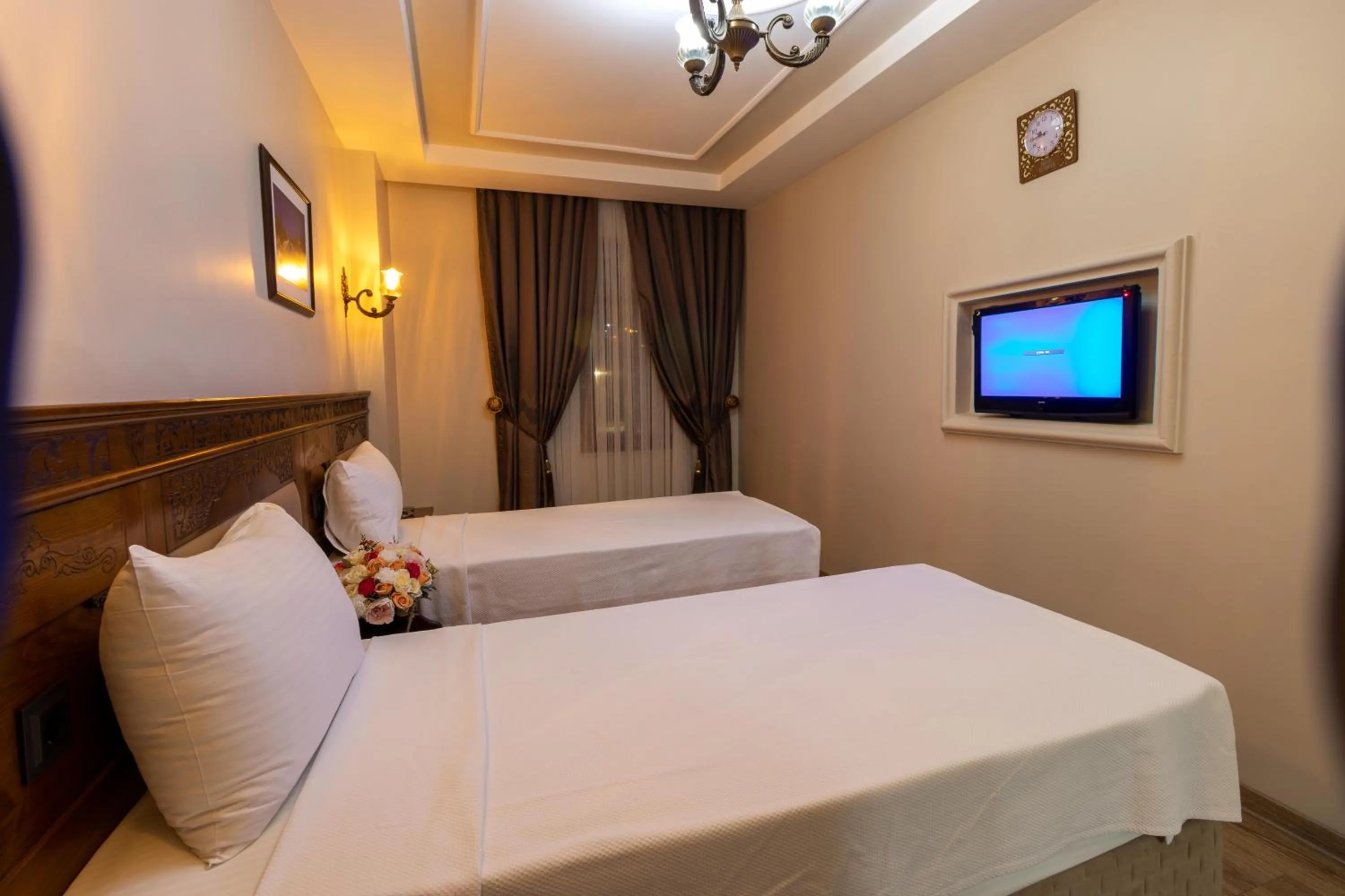 Bed in Elruha Hotel