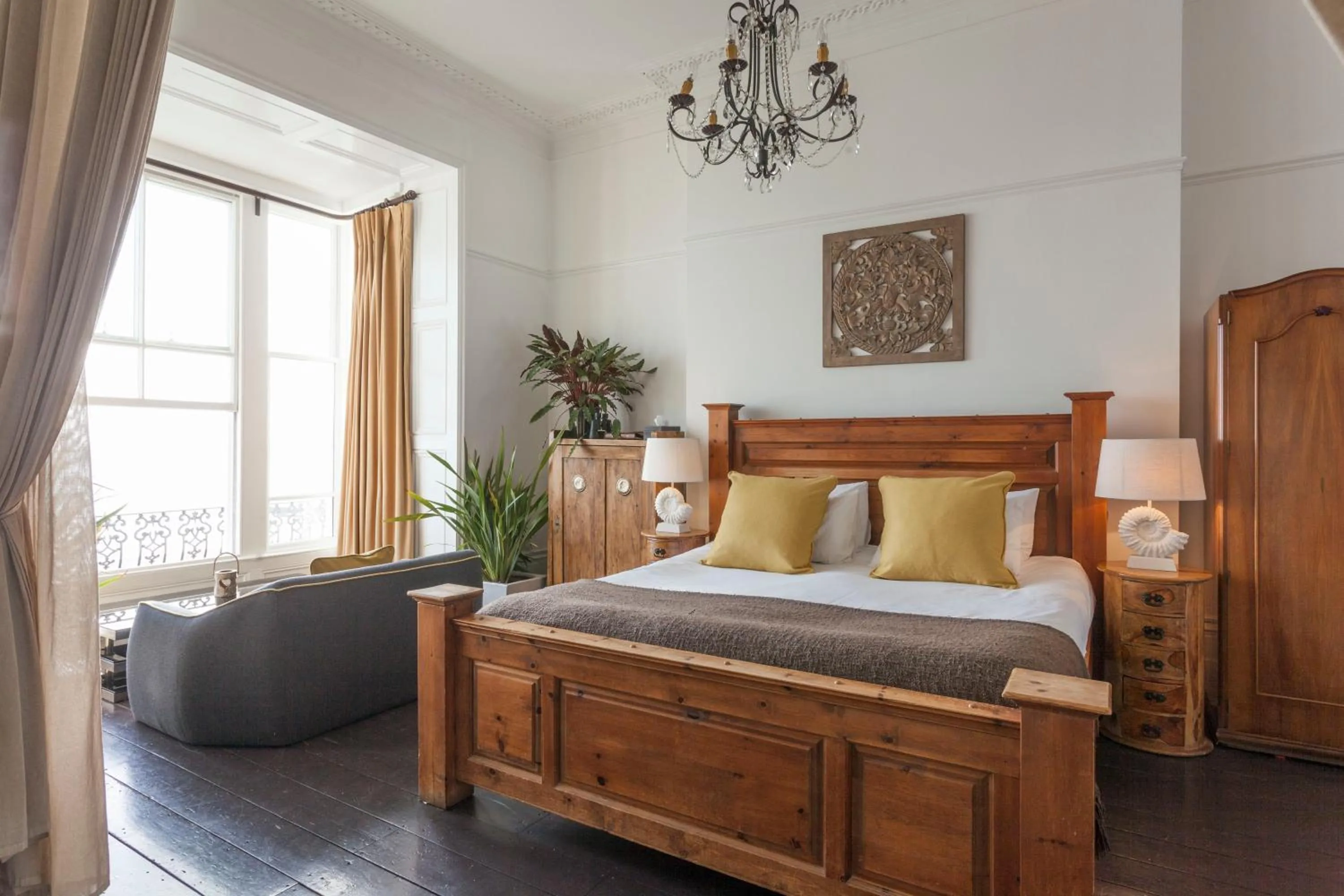 Bedroom, Bed in Zanzibar House 8-Bedroom Holiday House with Hot Tub & Yoga Studio