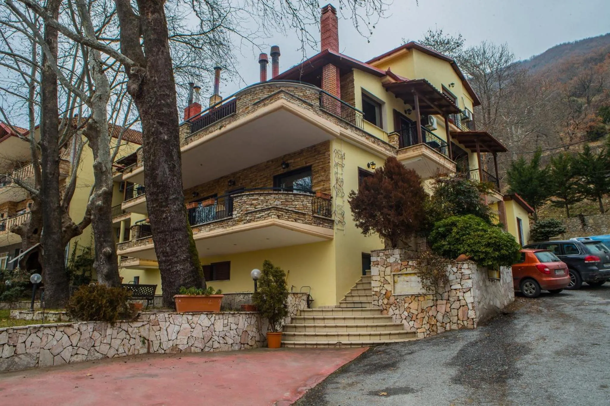 Nostos Hotel