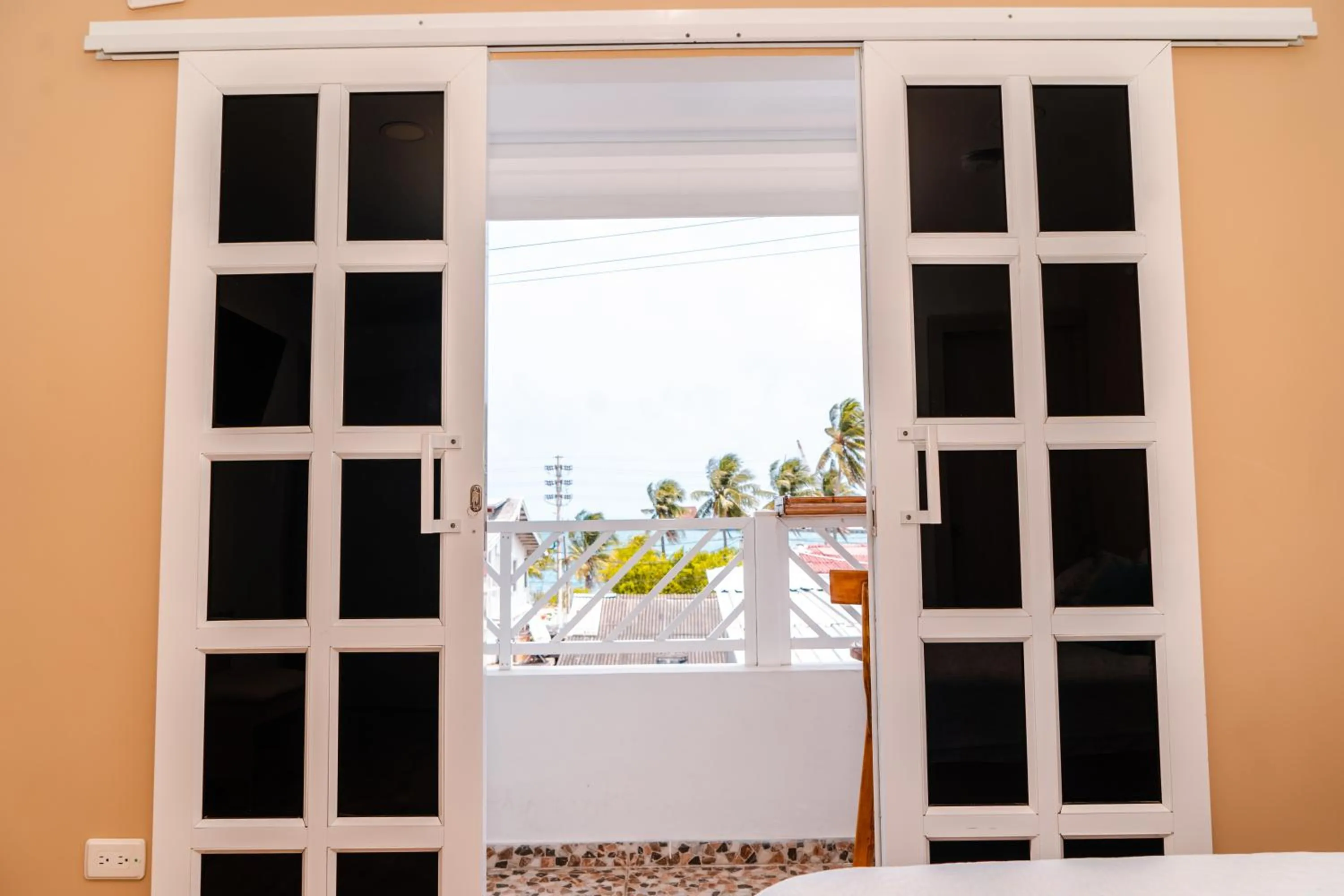 Standard Twin Room with Sea View in Summer Breeze