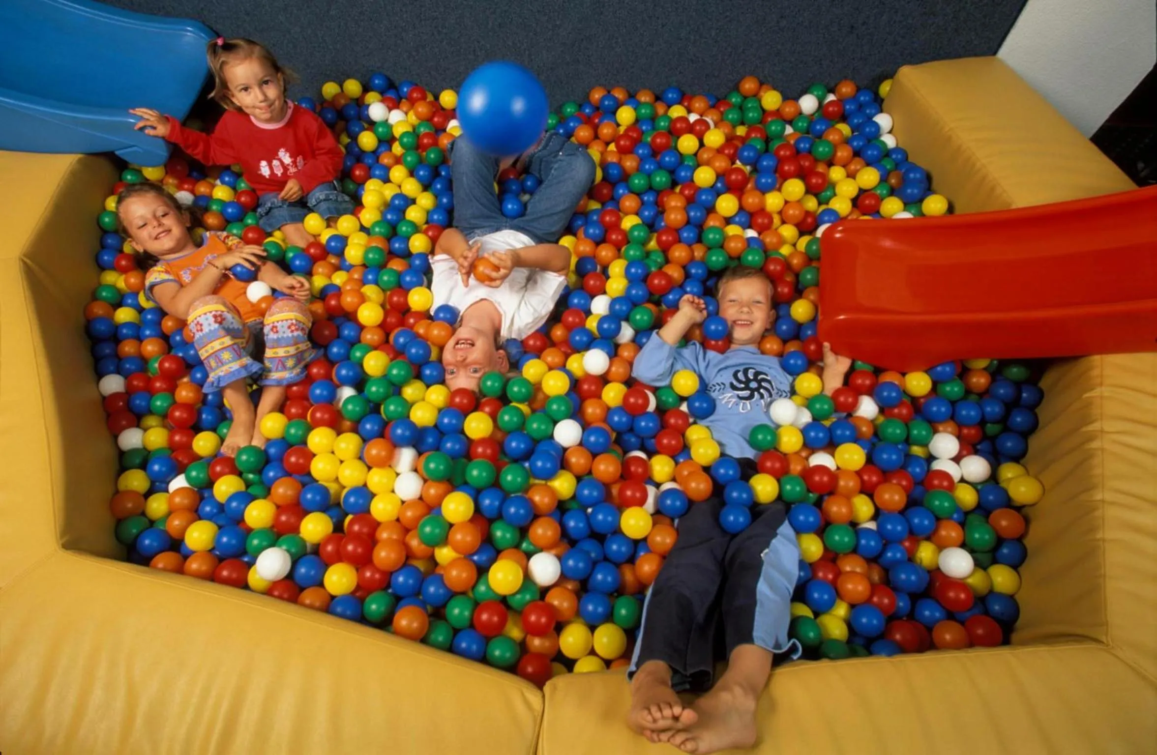 People in Terrassenhotel Reichmann