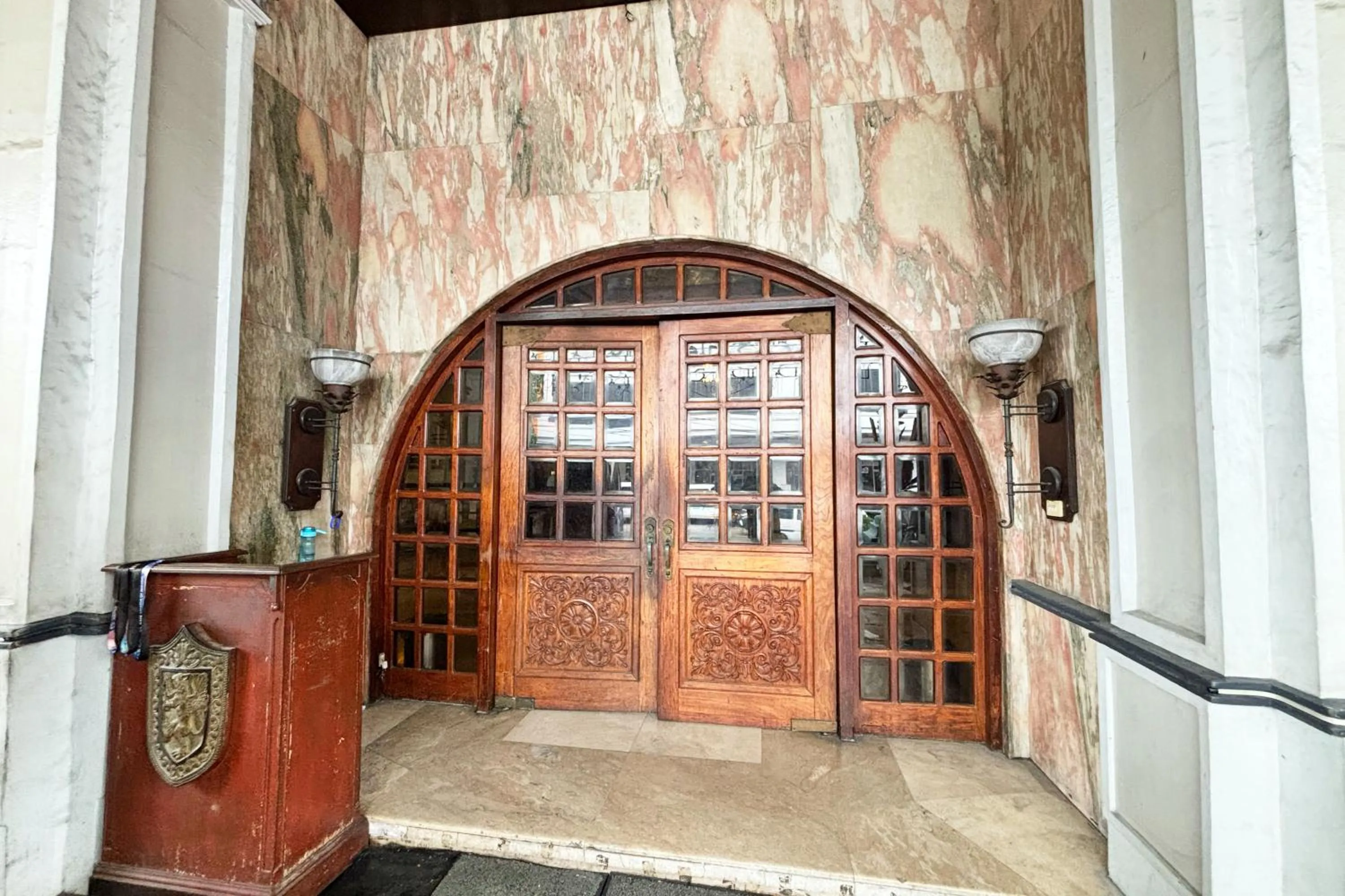 Camelot Hotel Quezon City powered by Cocotel