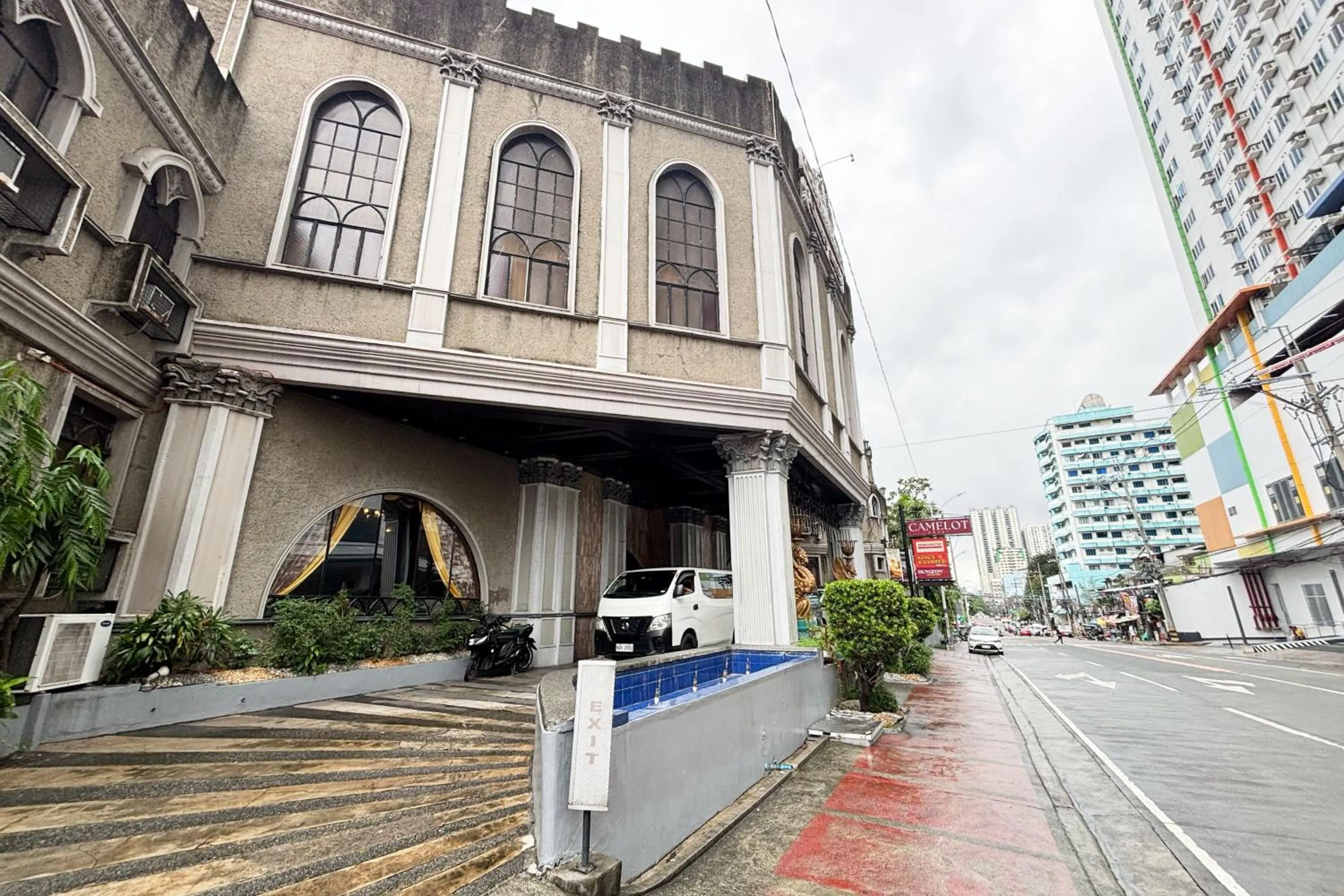 Camelot Hotel Quezon City powered by Cocotel