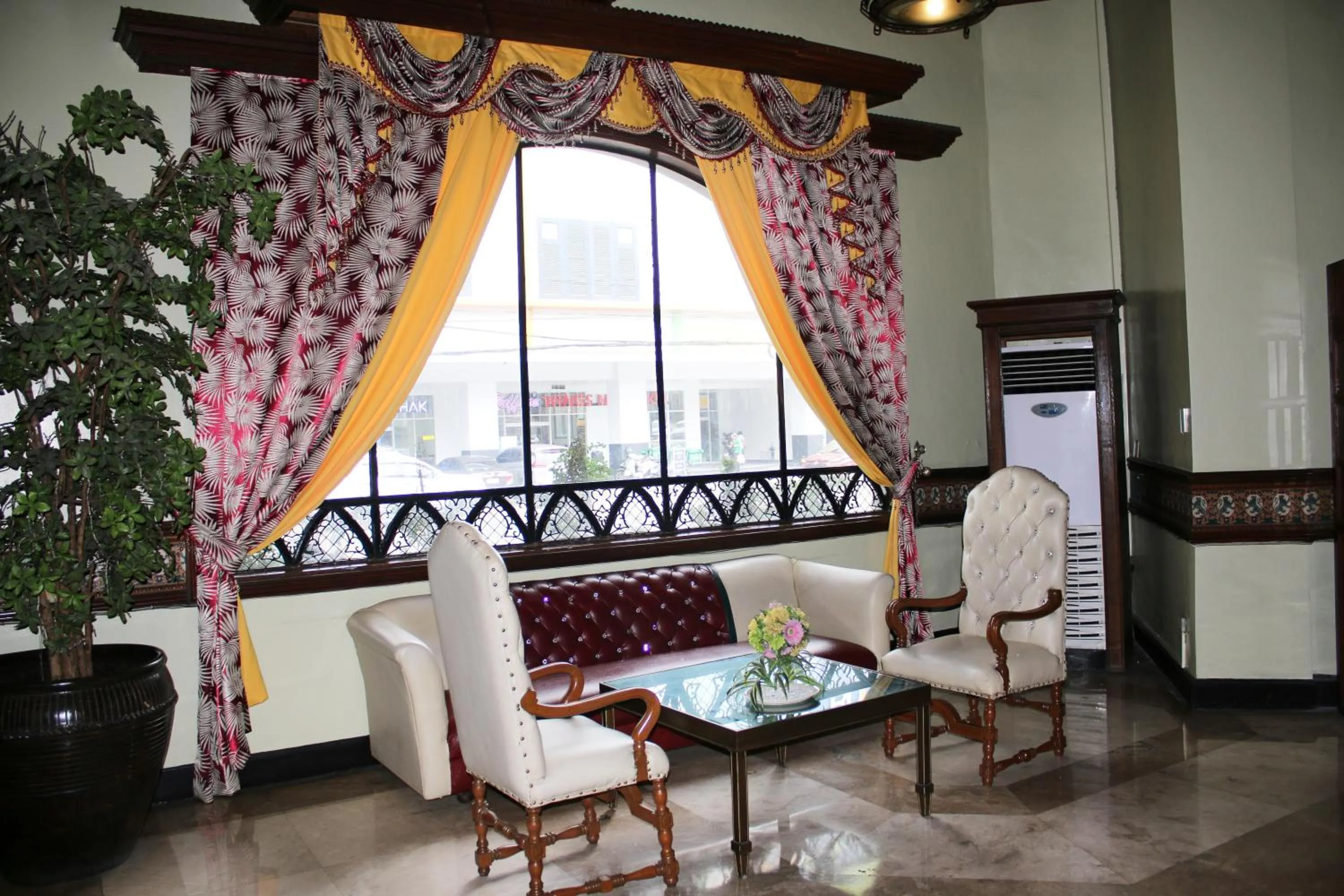 Camelot Hotel Quezon City powered by Cocotel