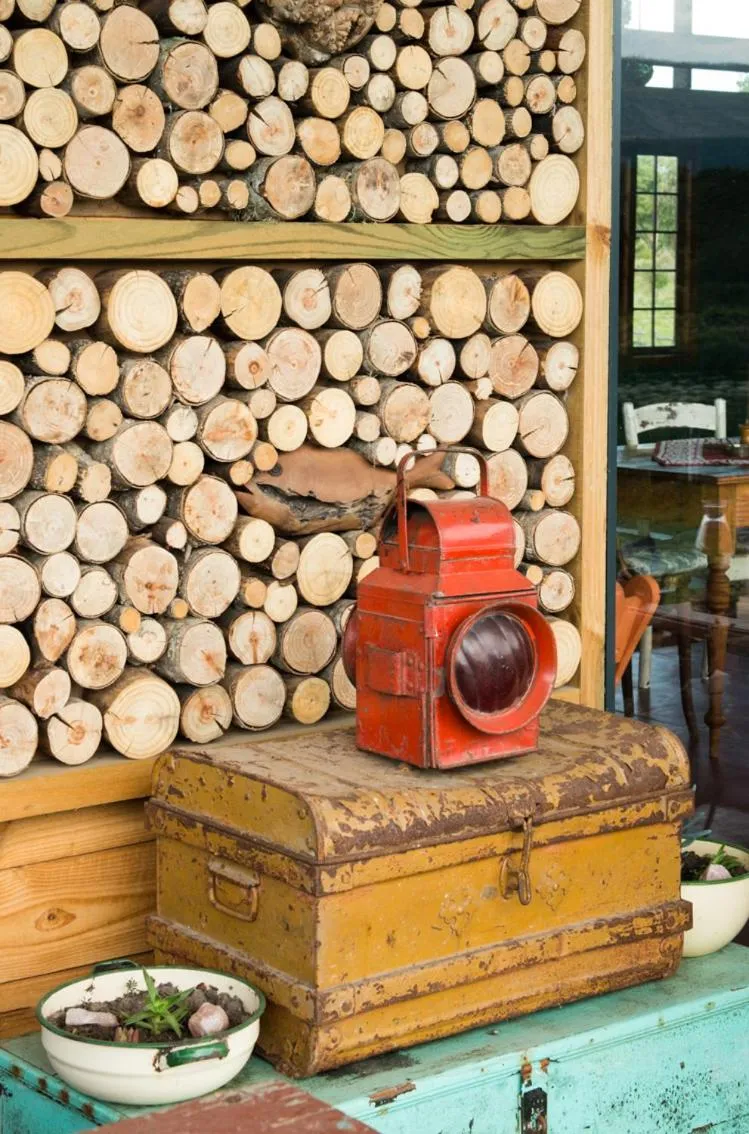 Decorative detail in ECO Lodge Villa Villekula