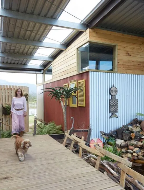 Facade/entrance in ECO Lodge Villa Villekula