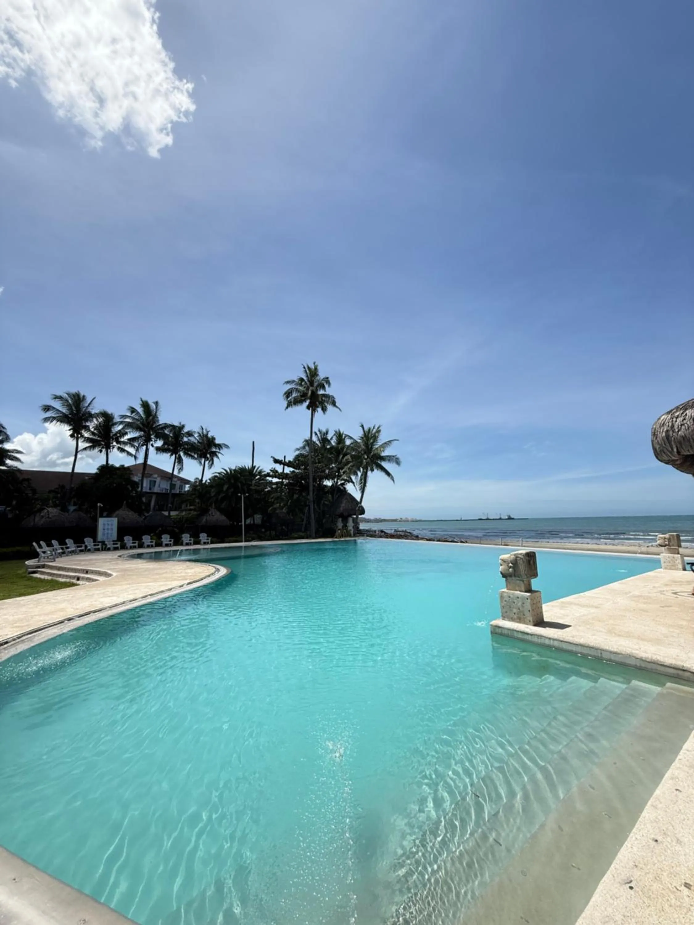 Playa Tropical Resort Hotel