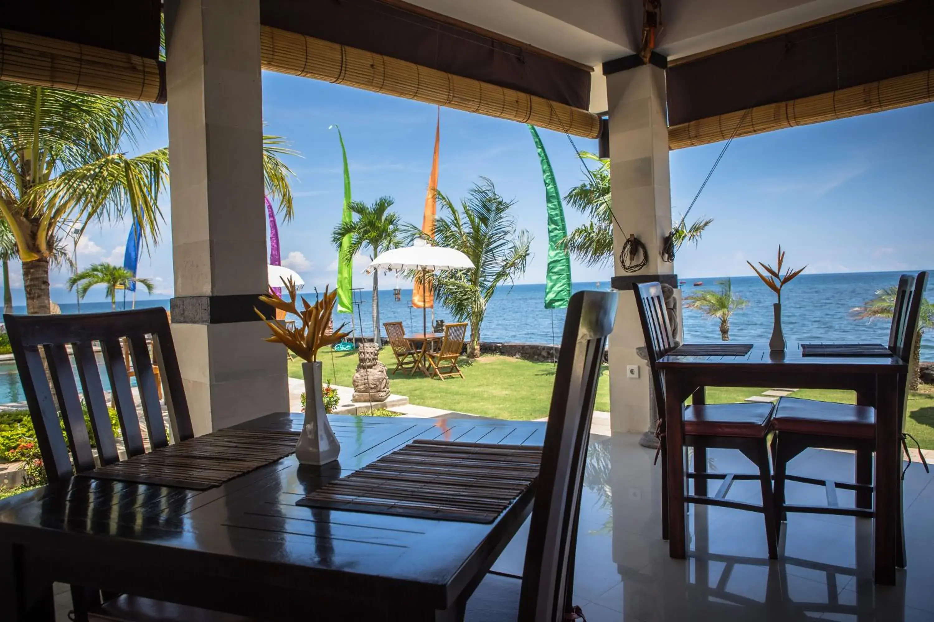 Restaurant/places to eat in Kelapa Lovina Beach Villa Restaurant/places to eat in Kelapa Lovina Beach Villa