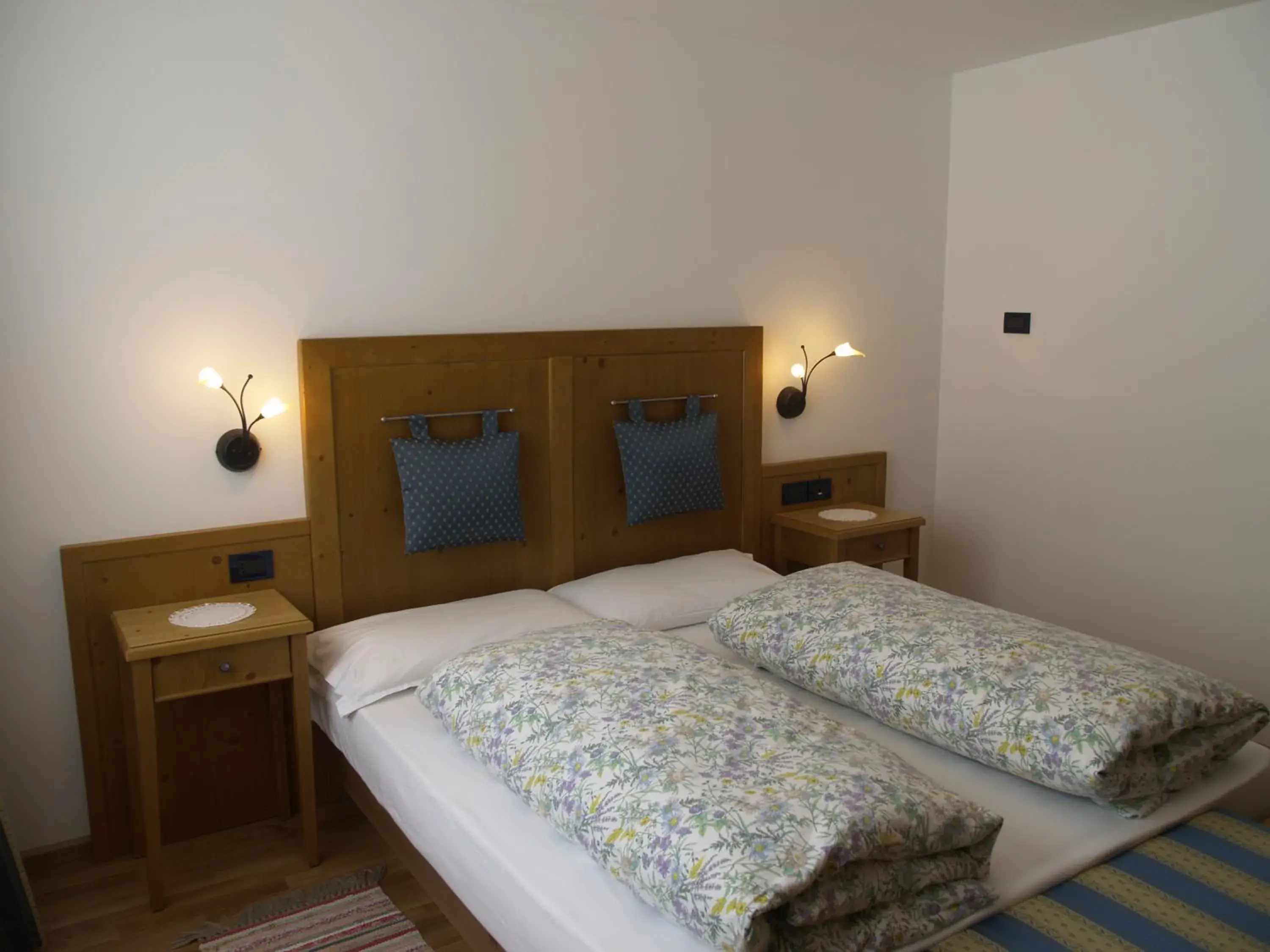 Superior Double or Twin Room with Mountain View in La Baita Superior Double or Twin Room with Mountain View in La Baita