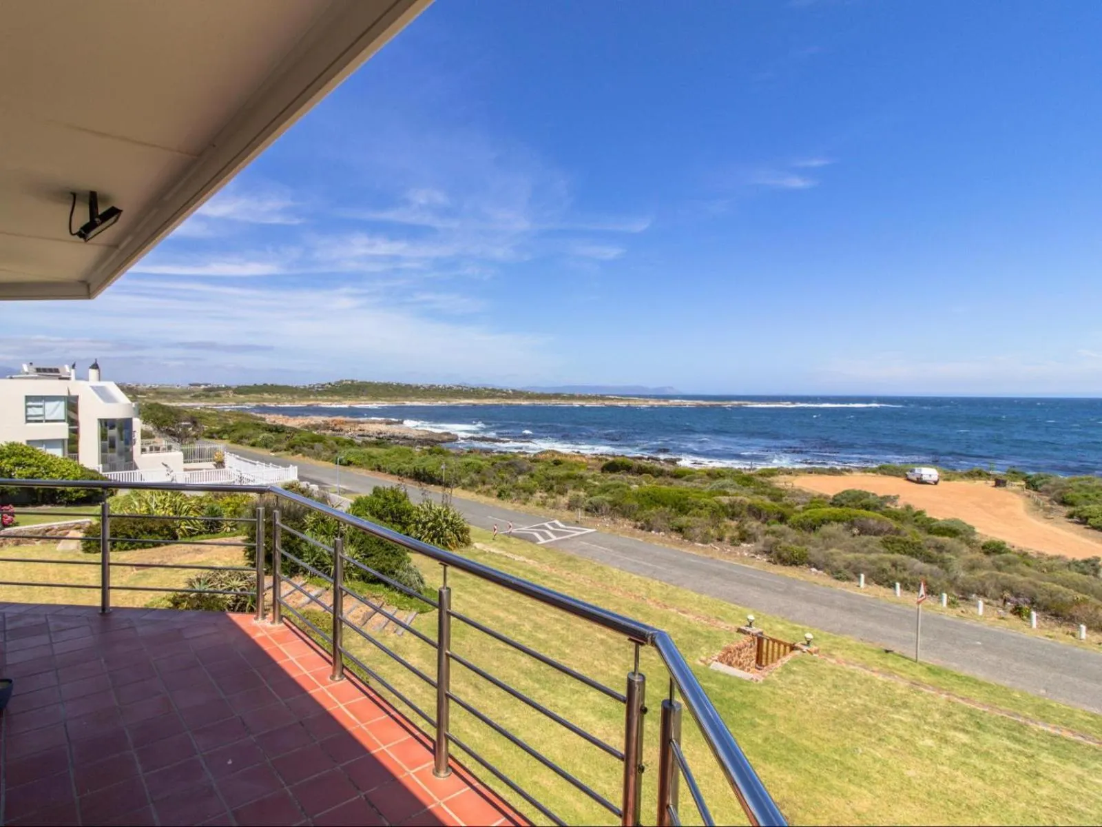 Sea view in Sandbaai Country House