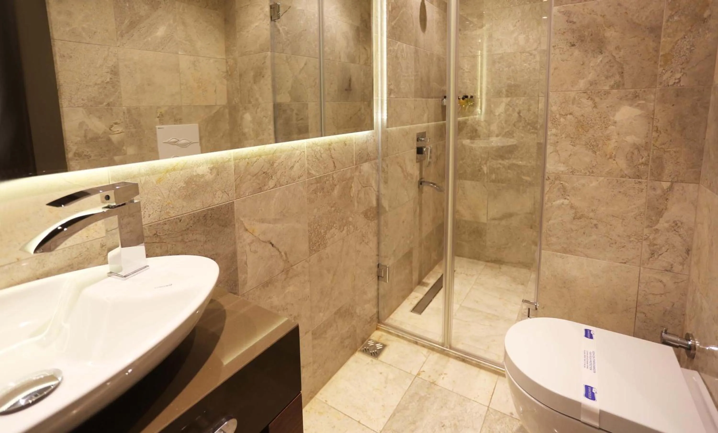 Bathroom in Taksim Premium Hotel