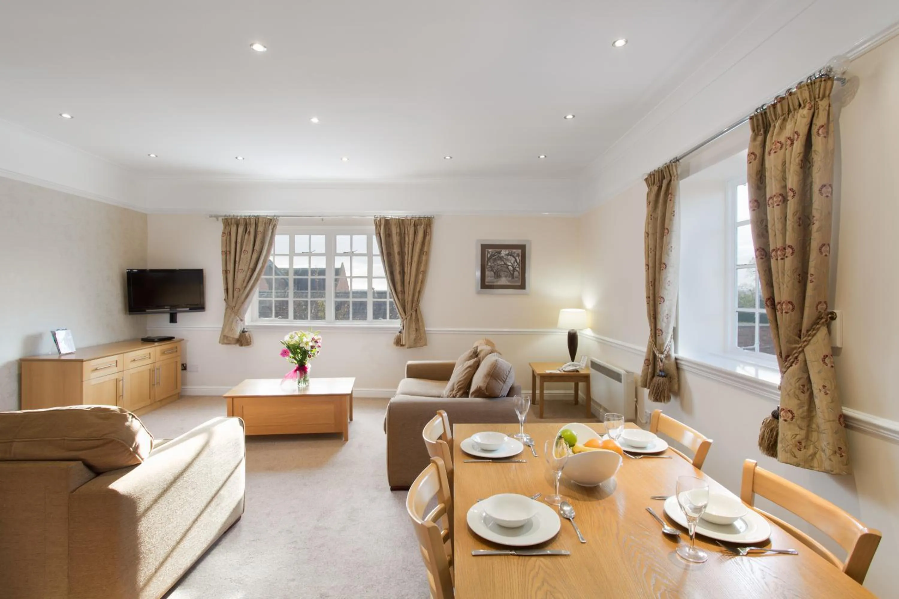 Living room in Wychnor Park Country Club