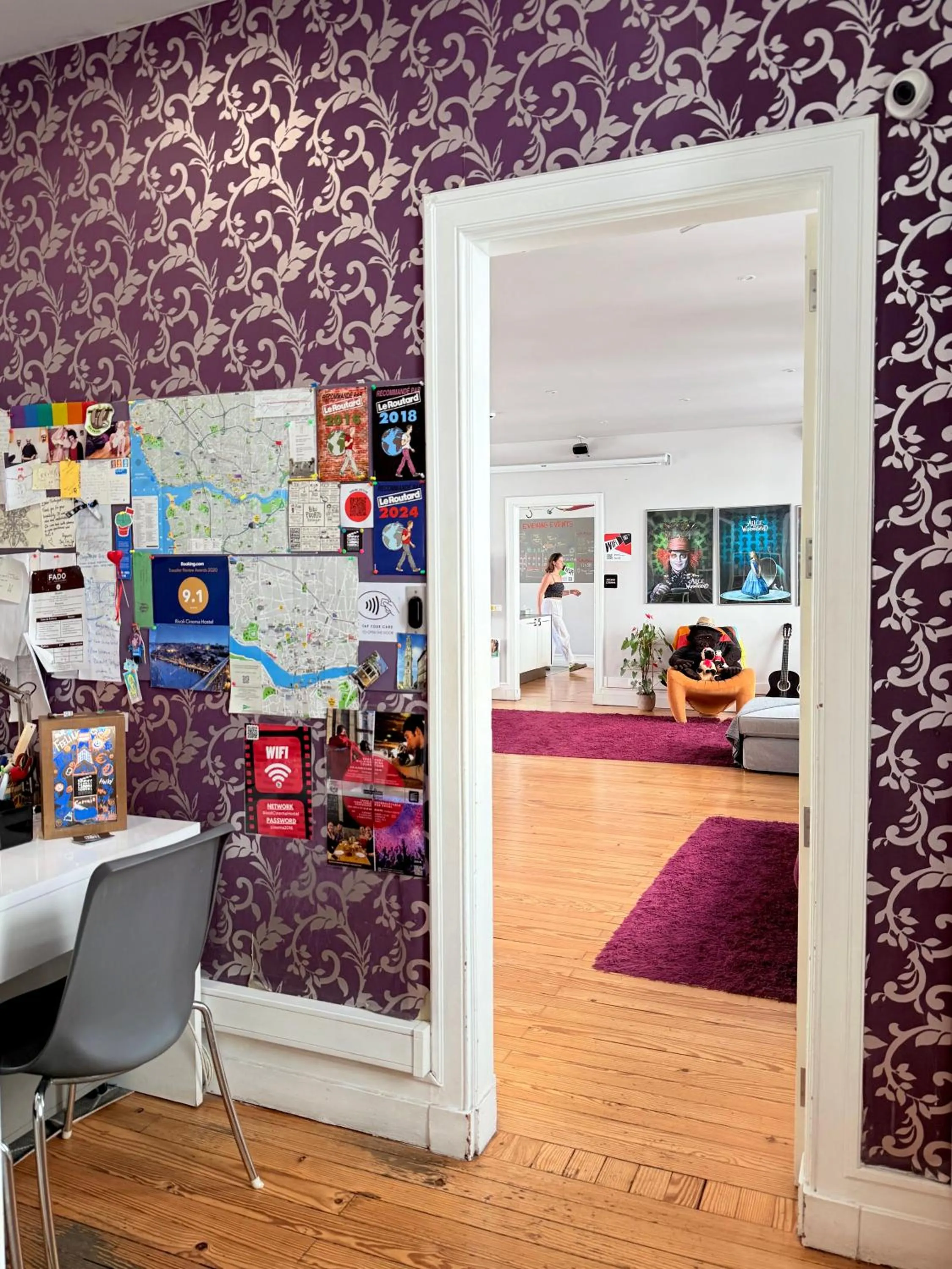 Living room in Rivoli Cinema Hostel