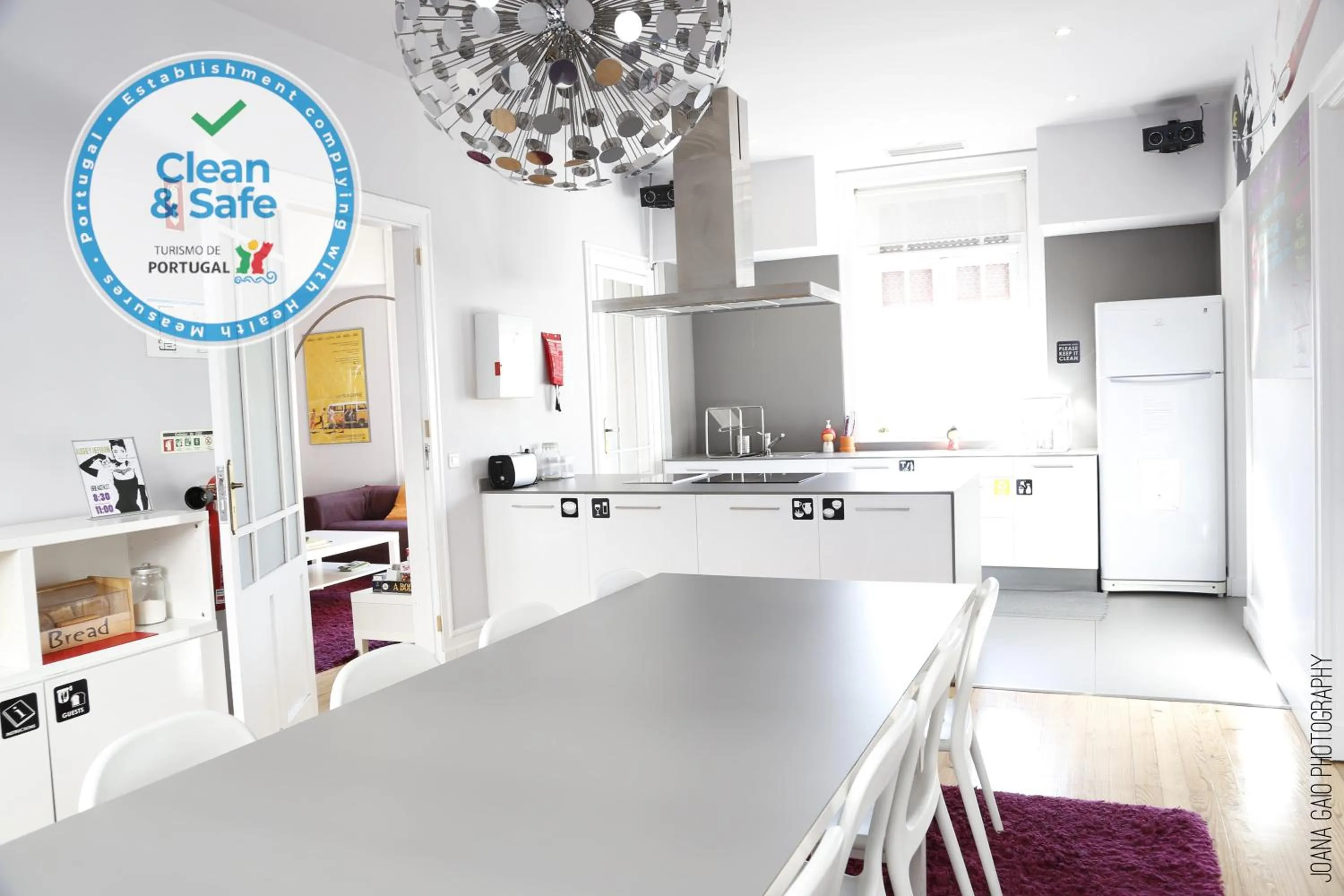 Kitchen or kitchenette in Rivoli Cinema Hostel