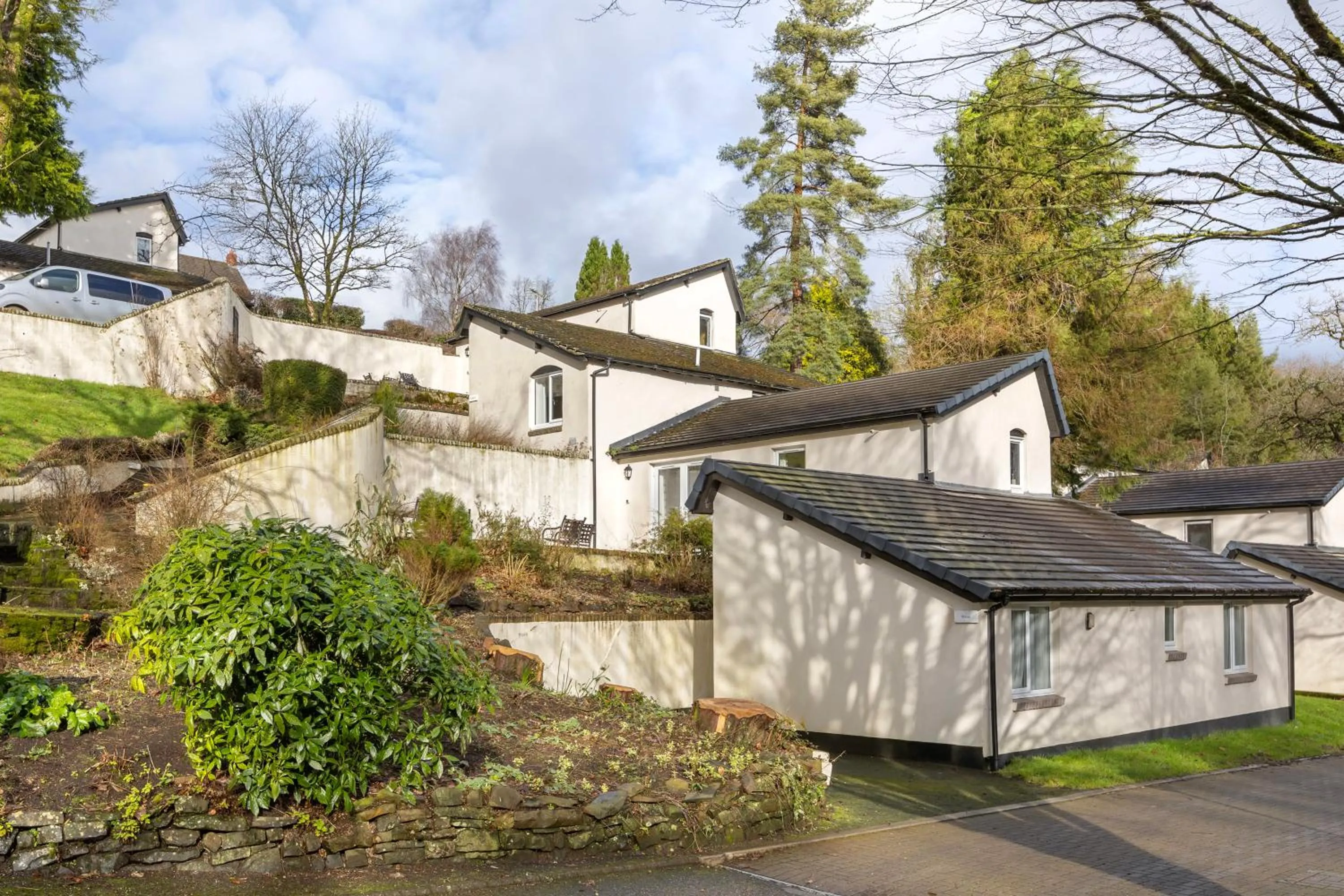 Property building in Woodford Bridge Country Club