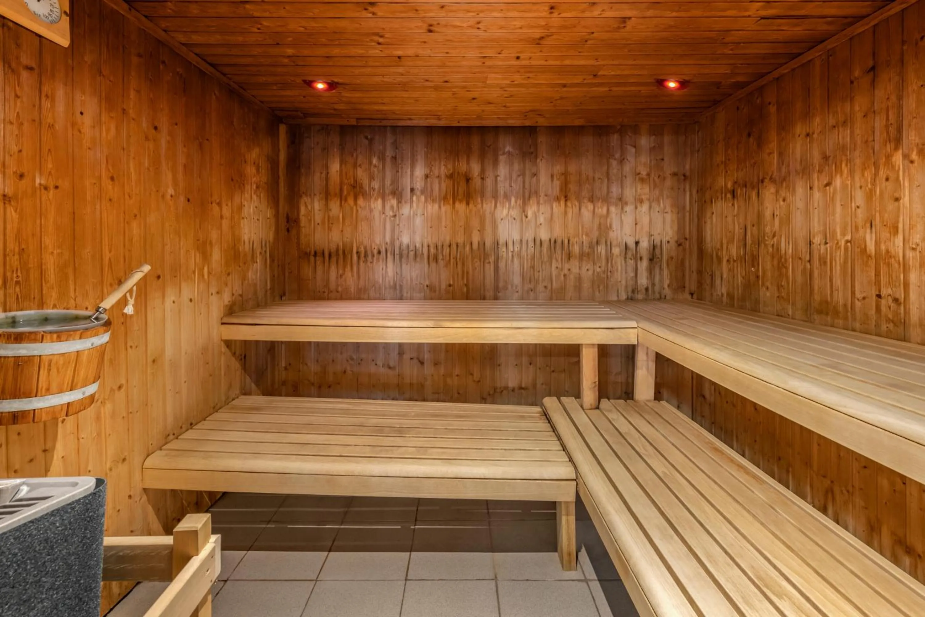 Sauna in Woodford Bridge Country Club
