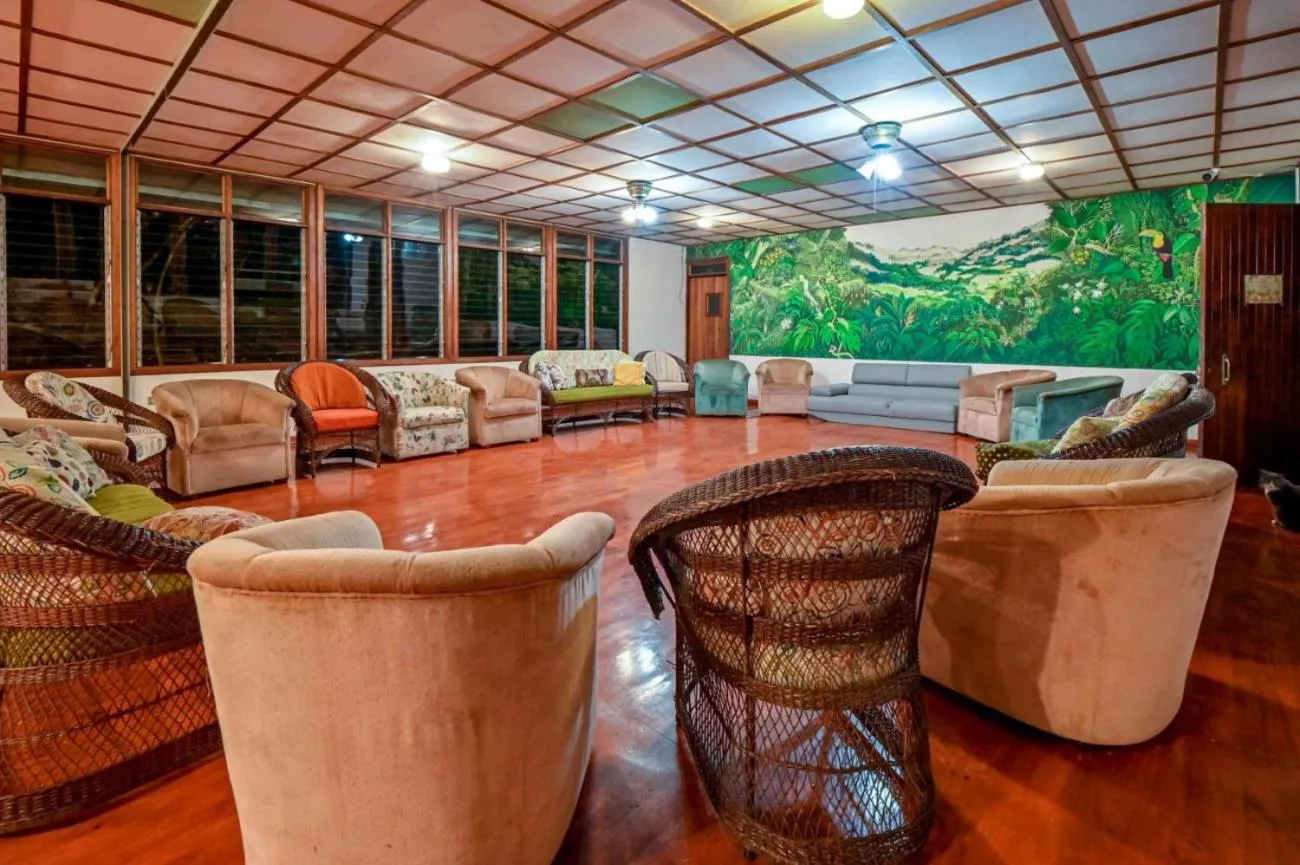 Lands in Love Hotel and Resort