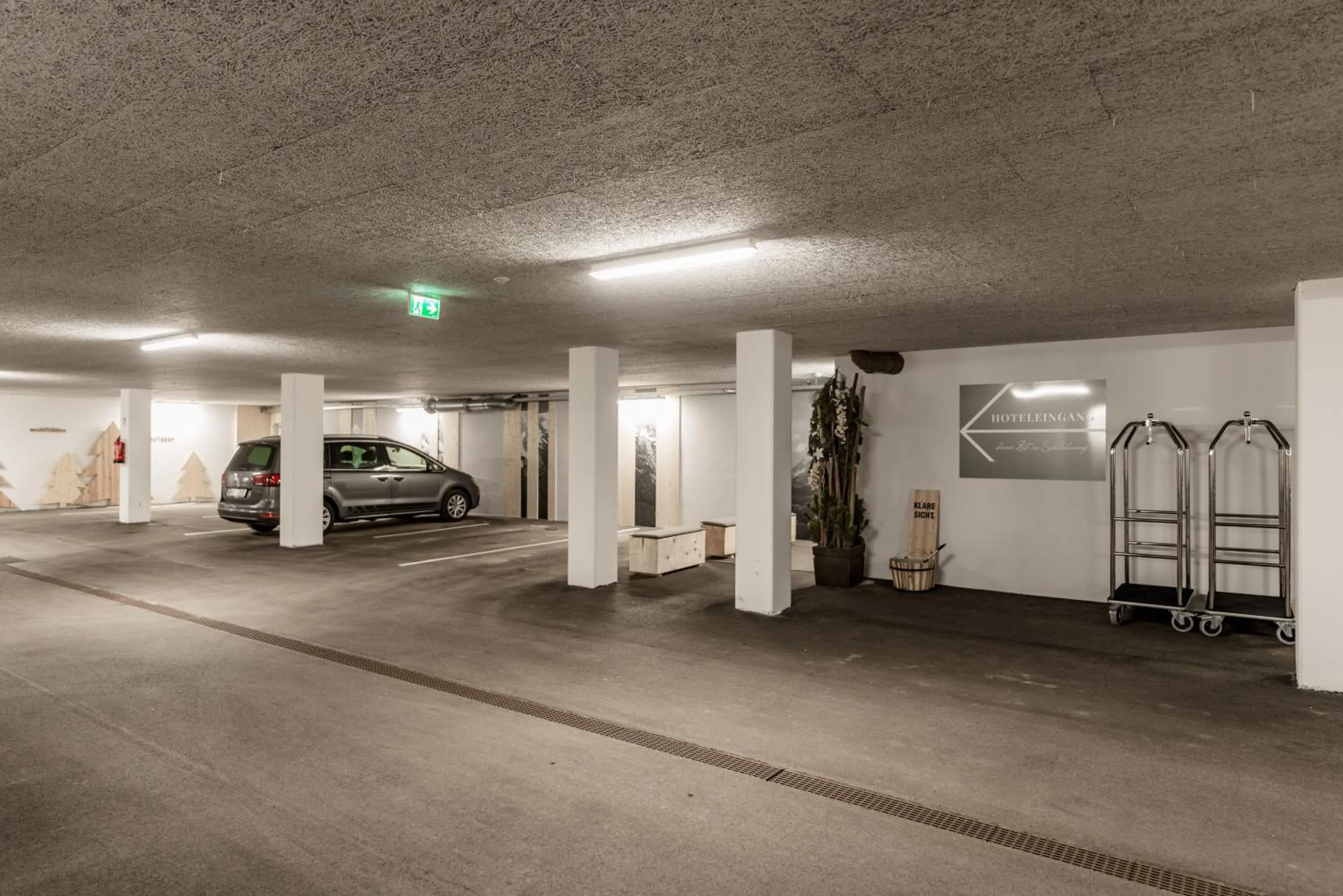 Parking in Aparthotel Ursprung