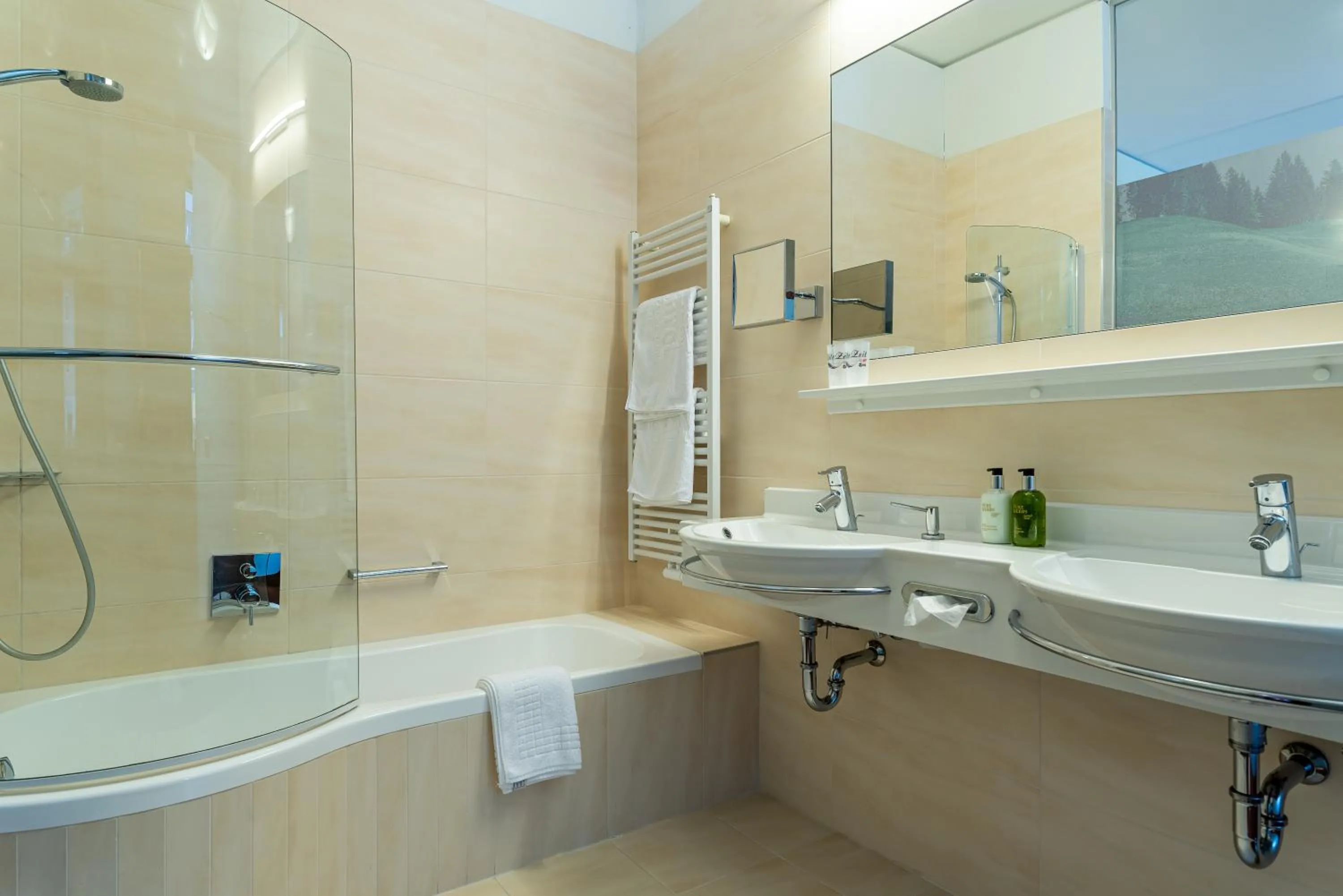 Bathroom in Hotel Tyrol am Haldensee