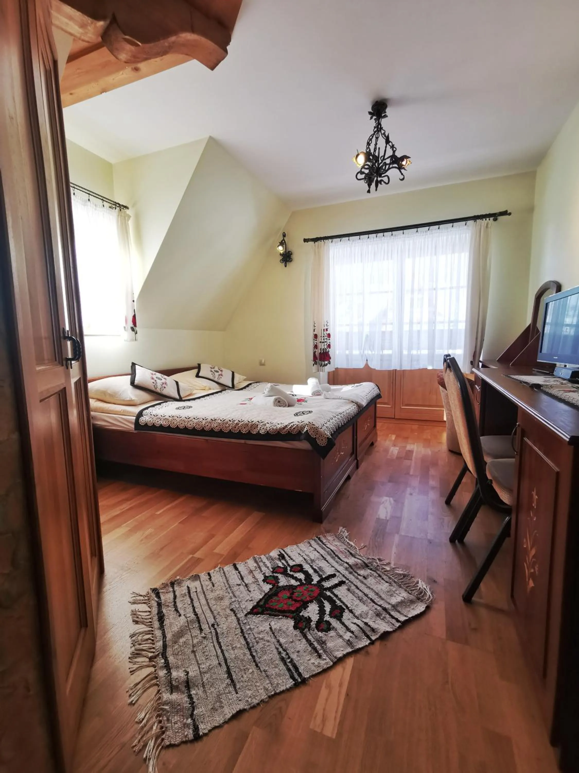 Twin Room with Balcony in Willa Tatrzański Zomecek