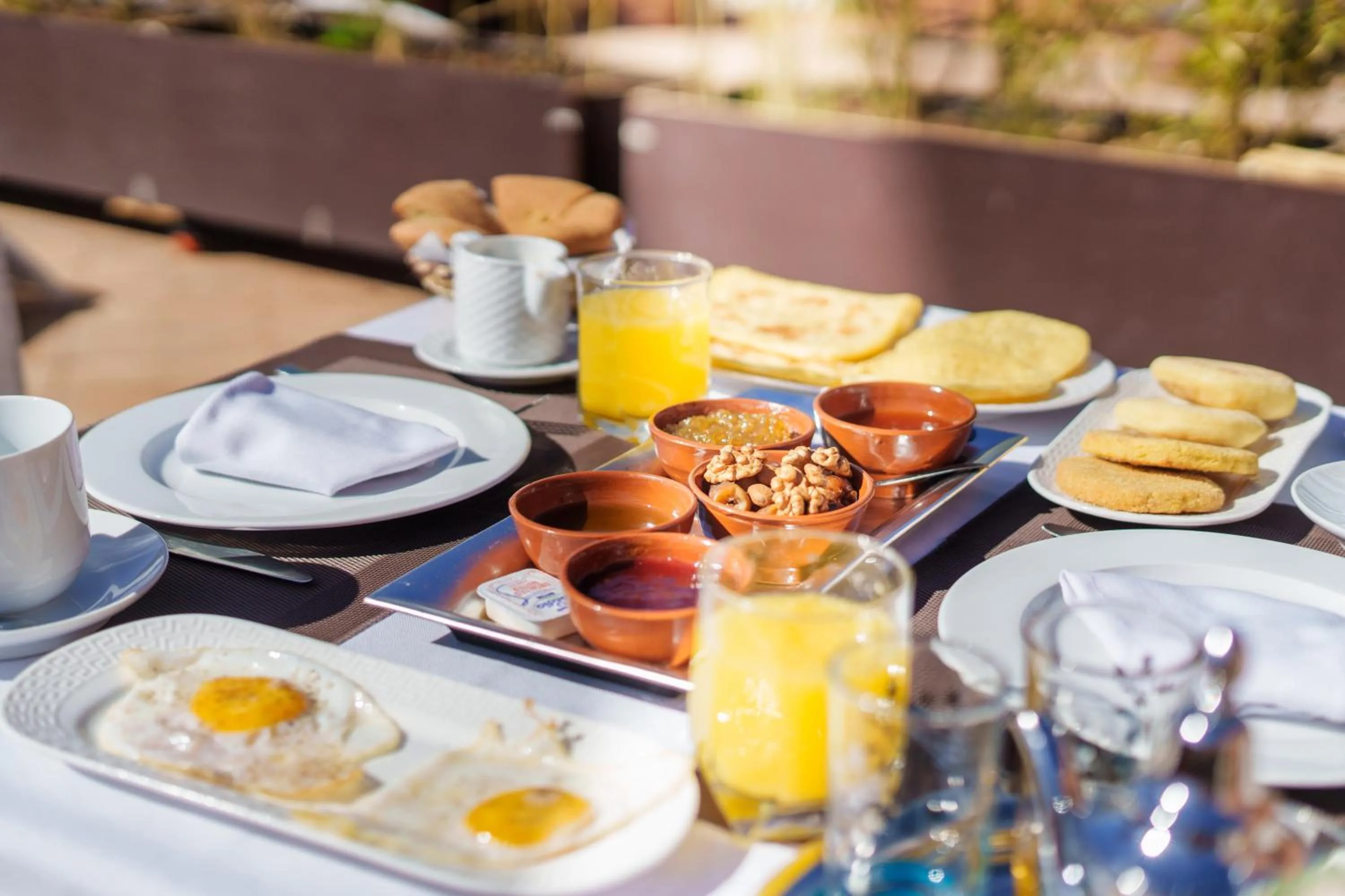 Breakfast in Riad Ushuaia La Villa - Centre Marrakech