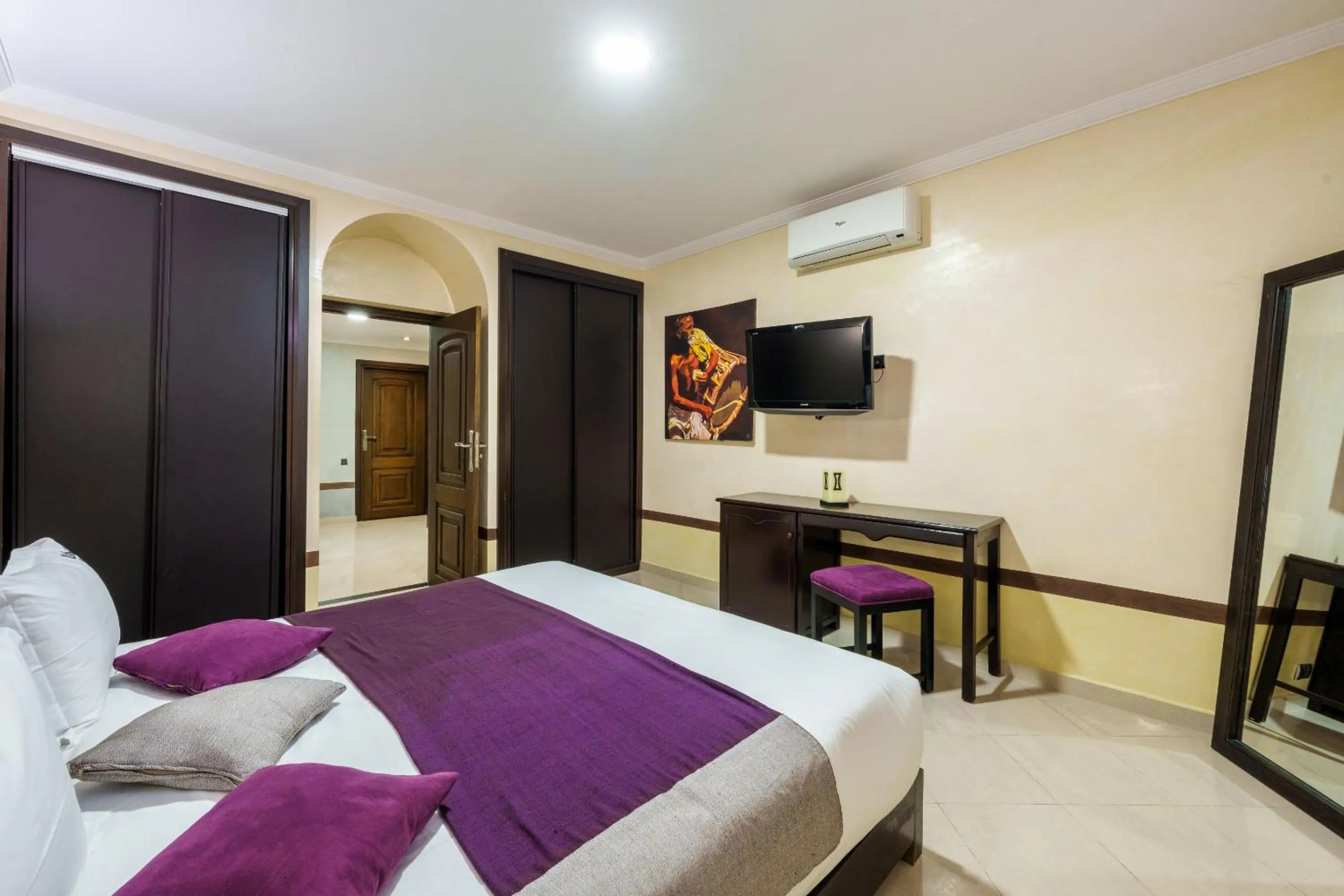 Bed in Riad Ushuaia La Villa - Centre Marrakech