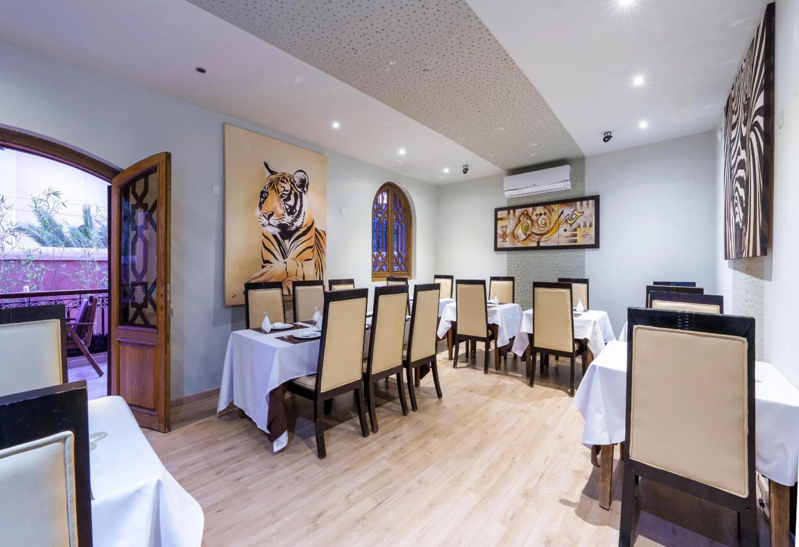 Restaurant/places to eat in Riad Ushuaia La Villa - Centre Marrakech