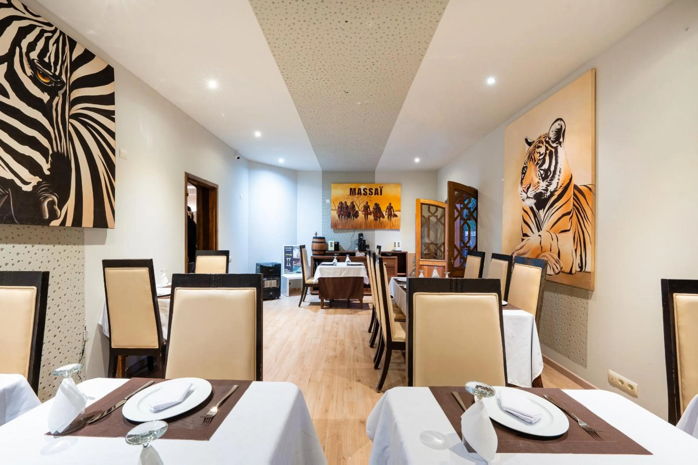 Restaurant/places to eat in Riad Ushuaia La Villa - Centre Marrakech