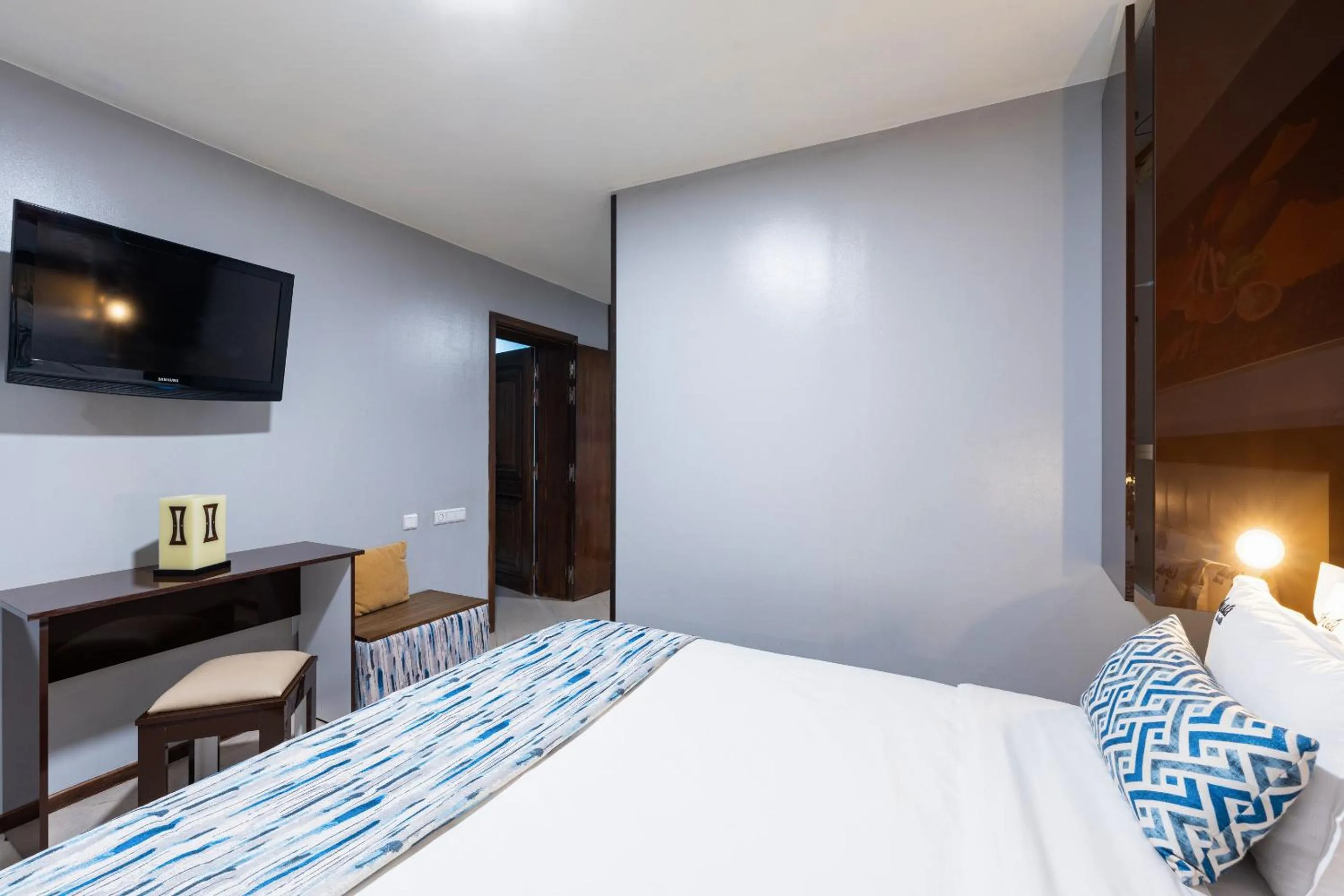 Bed in Riad Ushuaia La Villa - Centre Marrakech