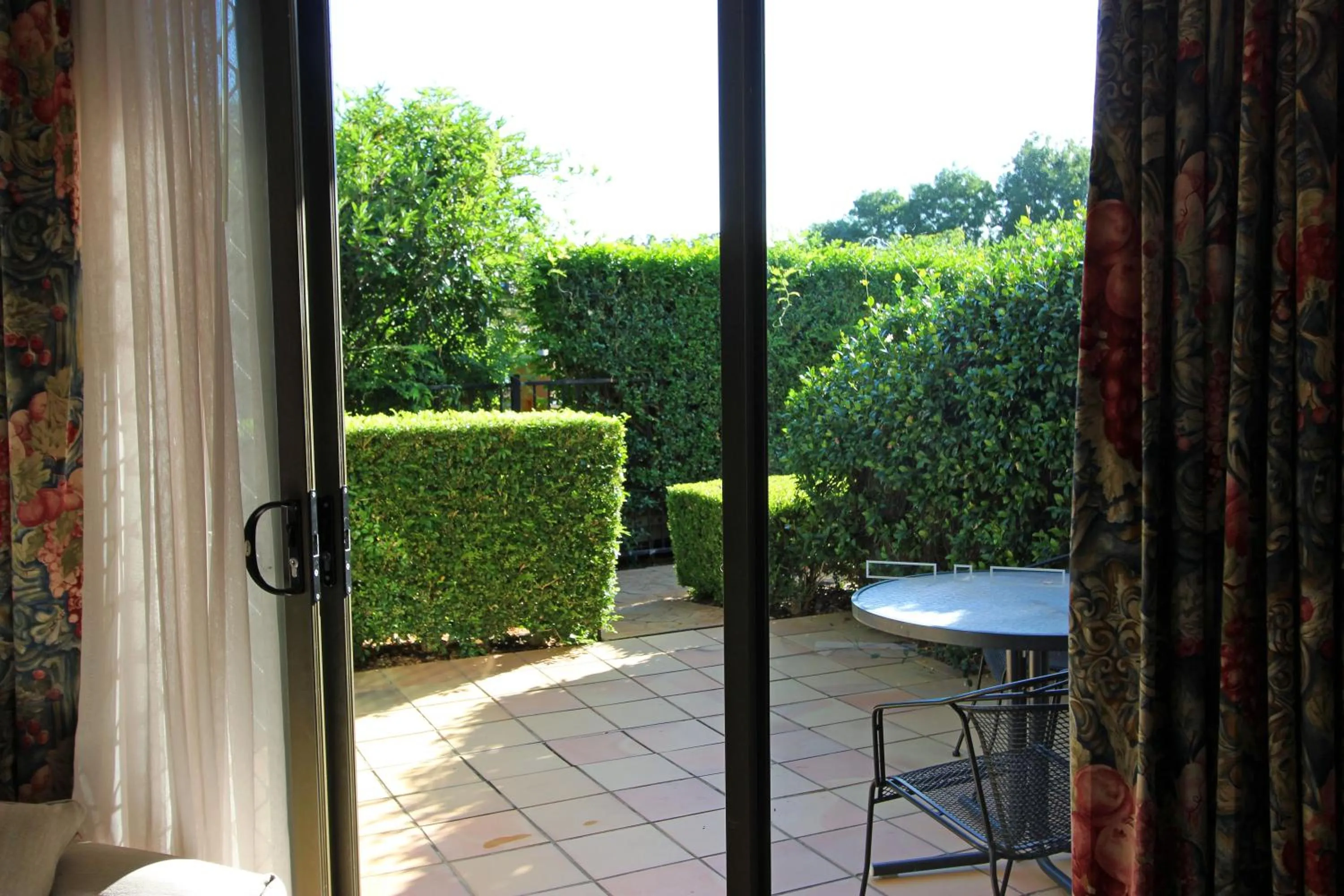 Patio in Mercure Hunter Valley Gardens