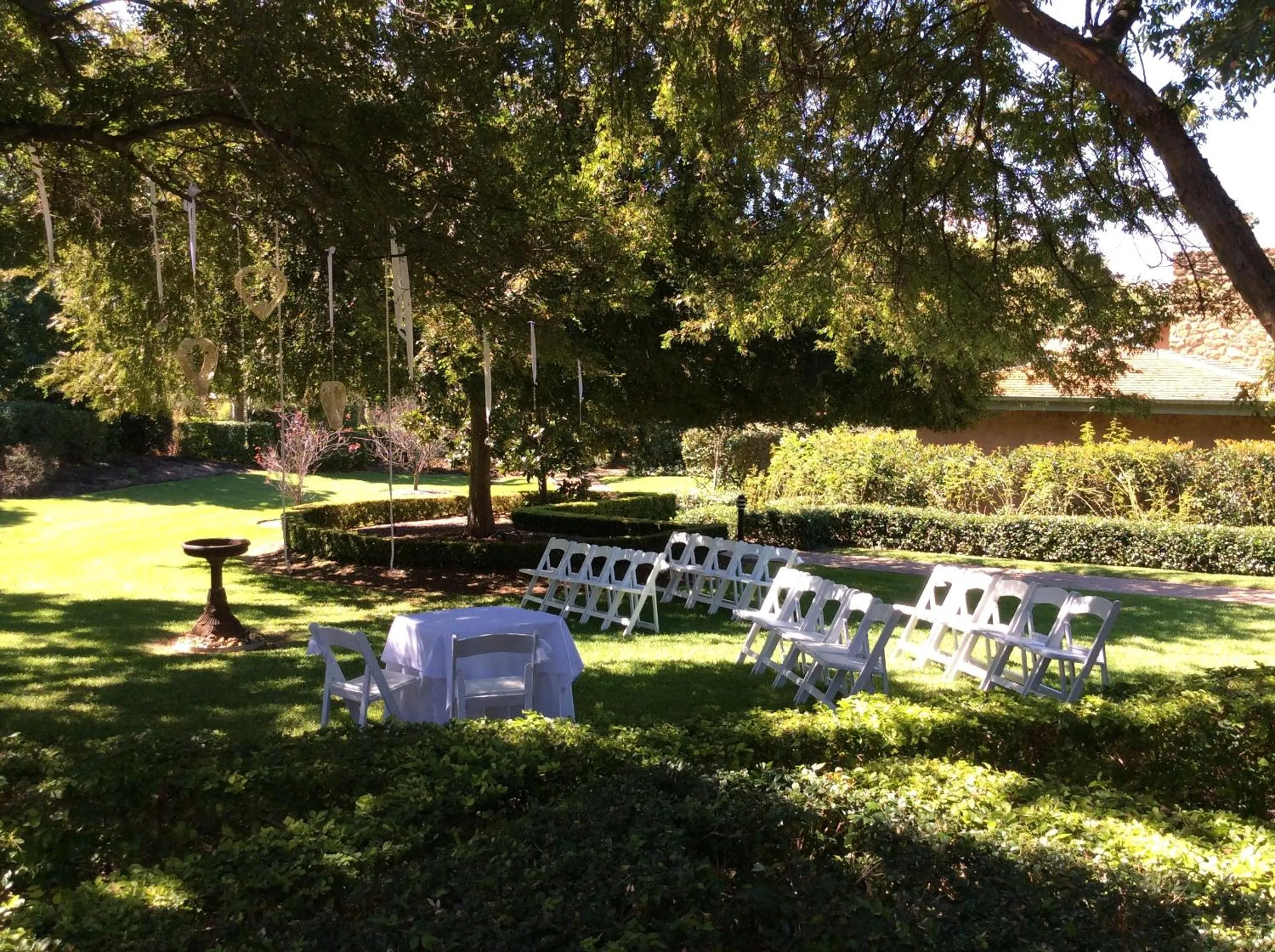 Seating area in Mercure Hunter Valley Gardens