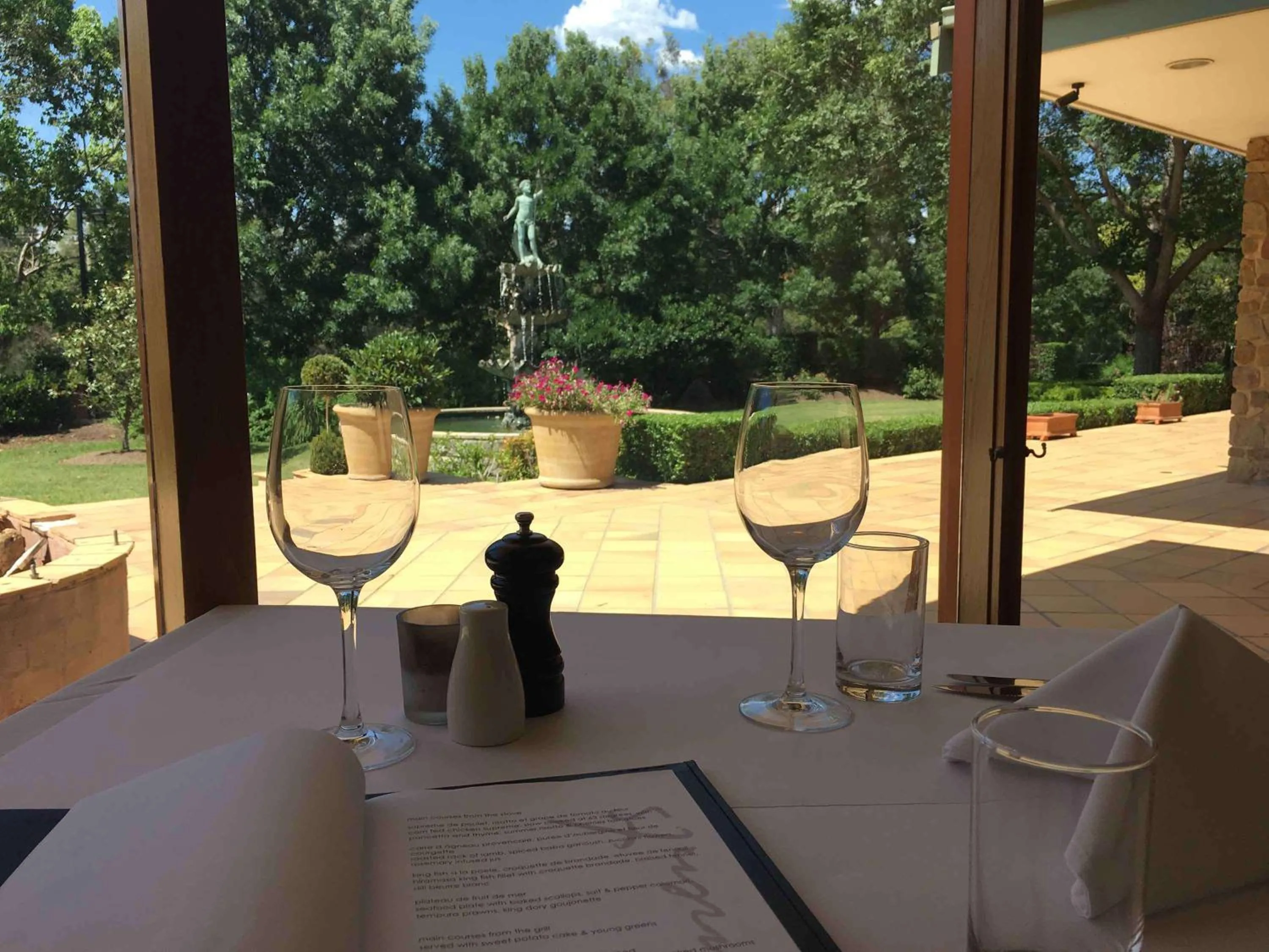 Restaurant/places to eat in Mercure Hunter Valley Gardens