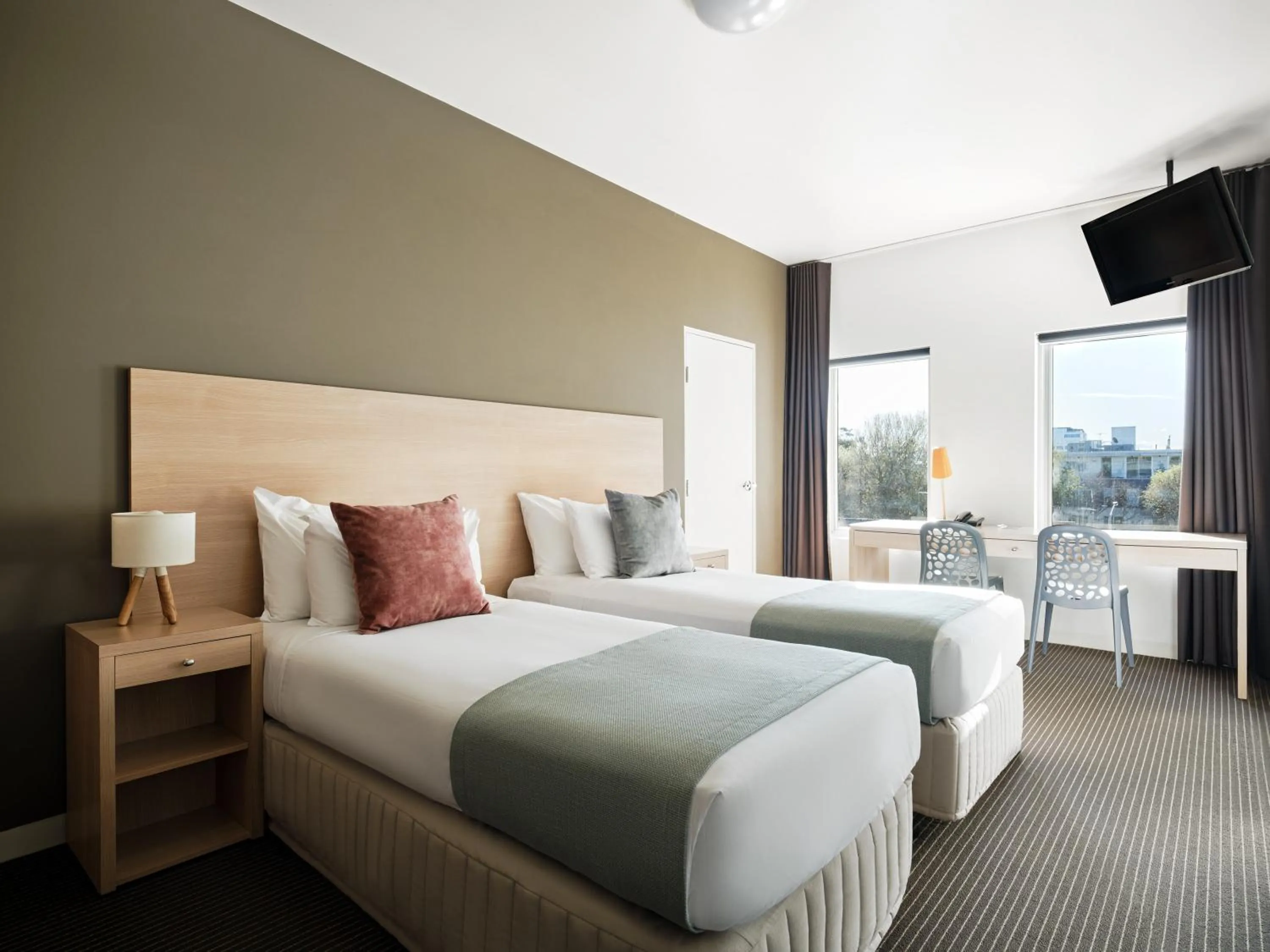 Bed in Saint Kilda Beach Hotel