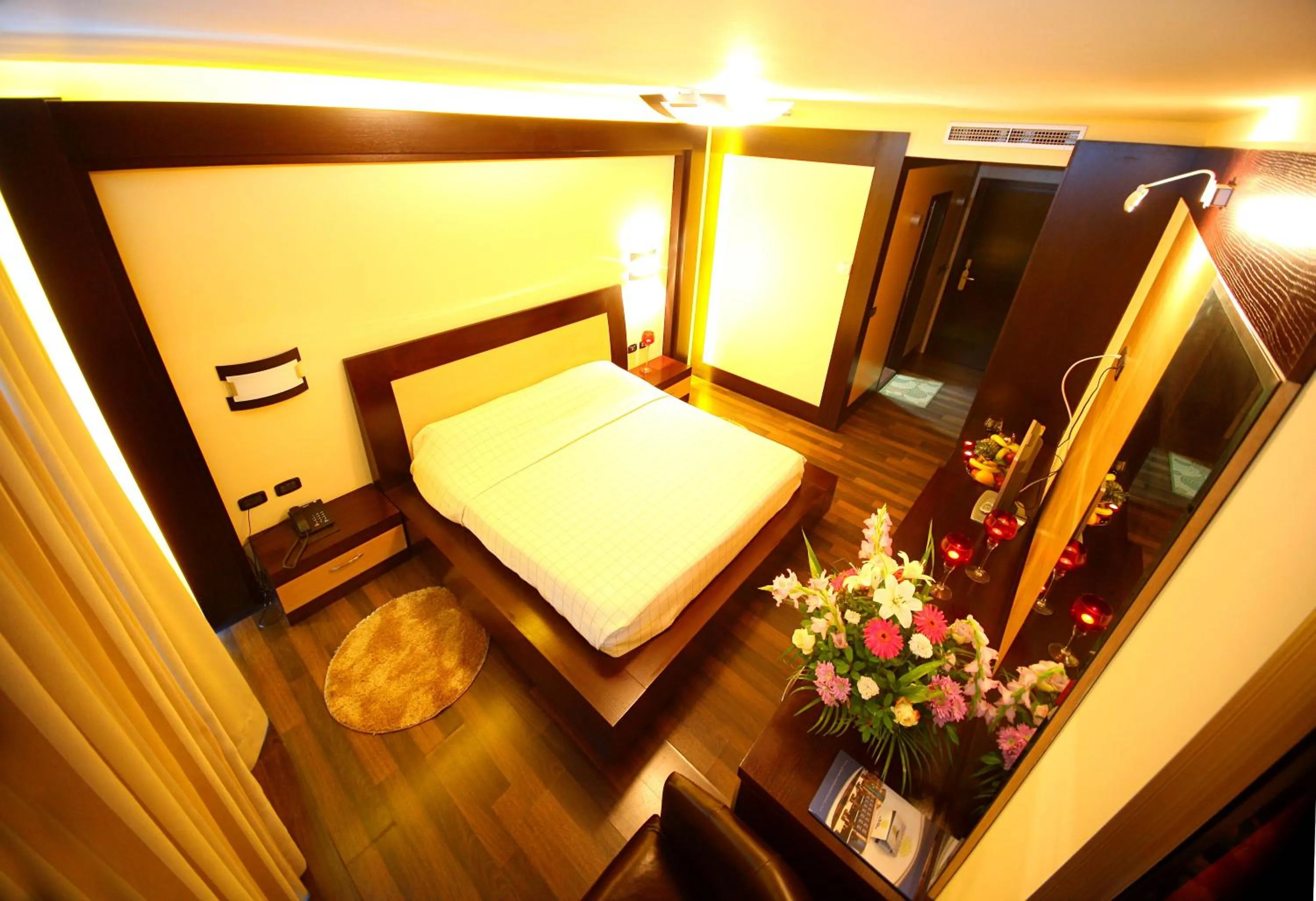 Photo of the whole room in Hotel Vlora International