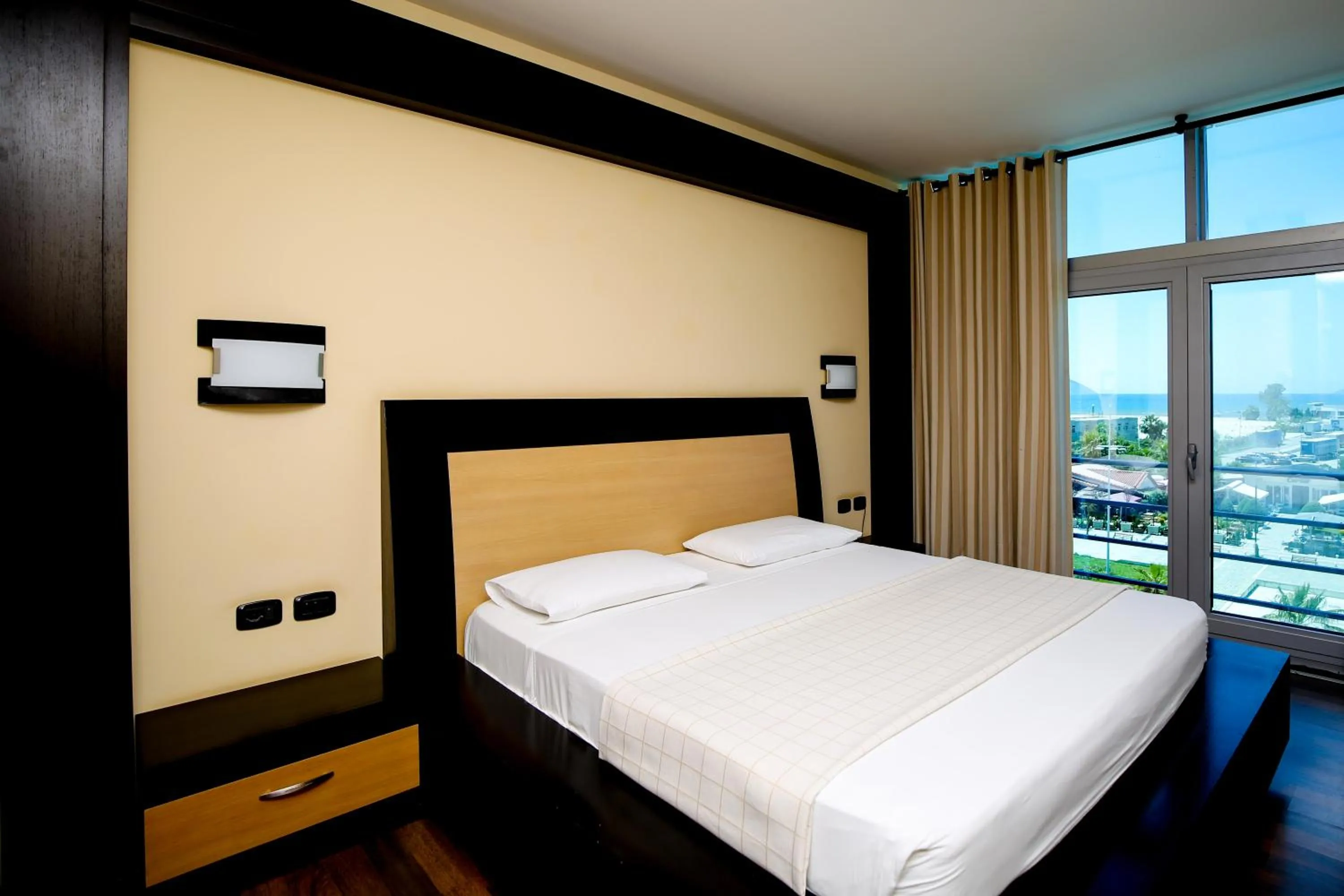 Bed in Hotel Vlora International