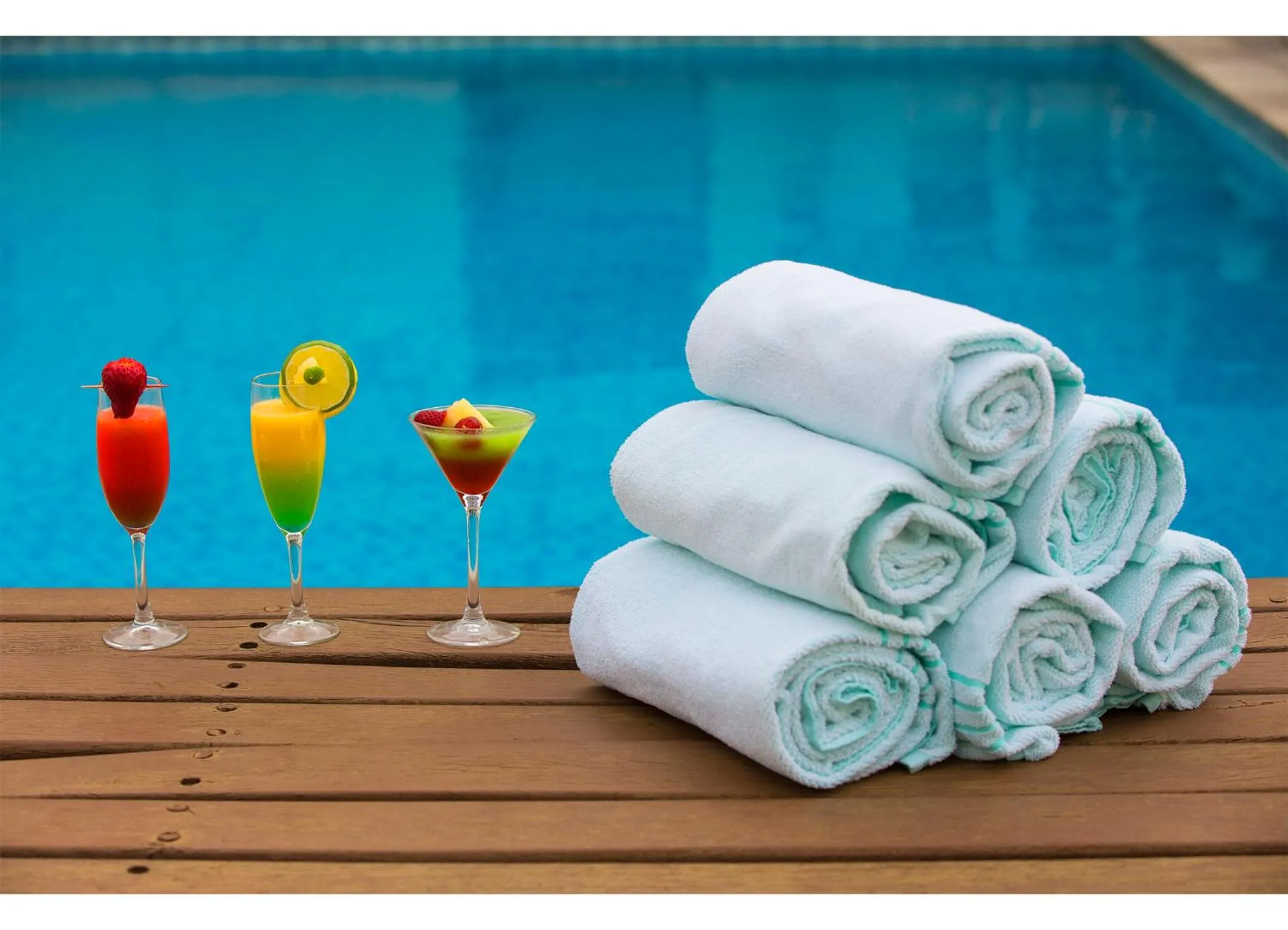 Swimming pool in Leques Brasil Hotel Escola