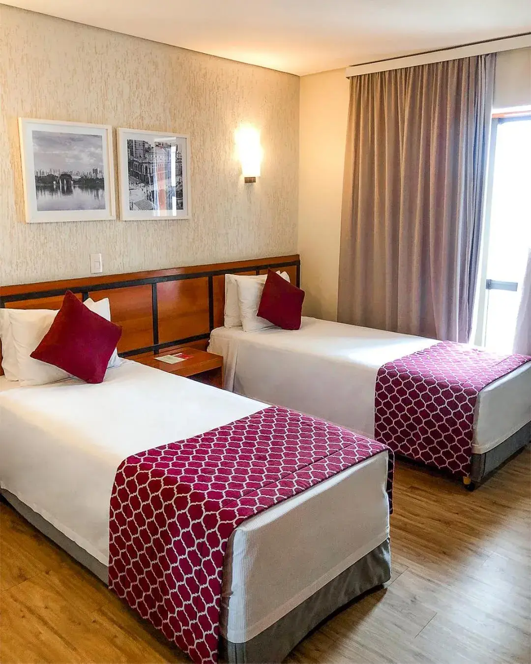 Superior Twin Room in Leques Brasil Hotel Escola Superior Twin Room in Leques Brasil Hotel Escola