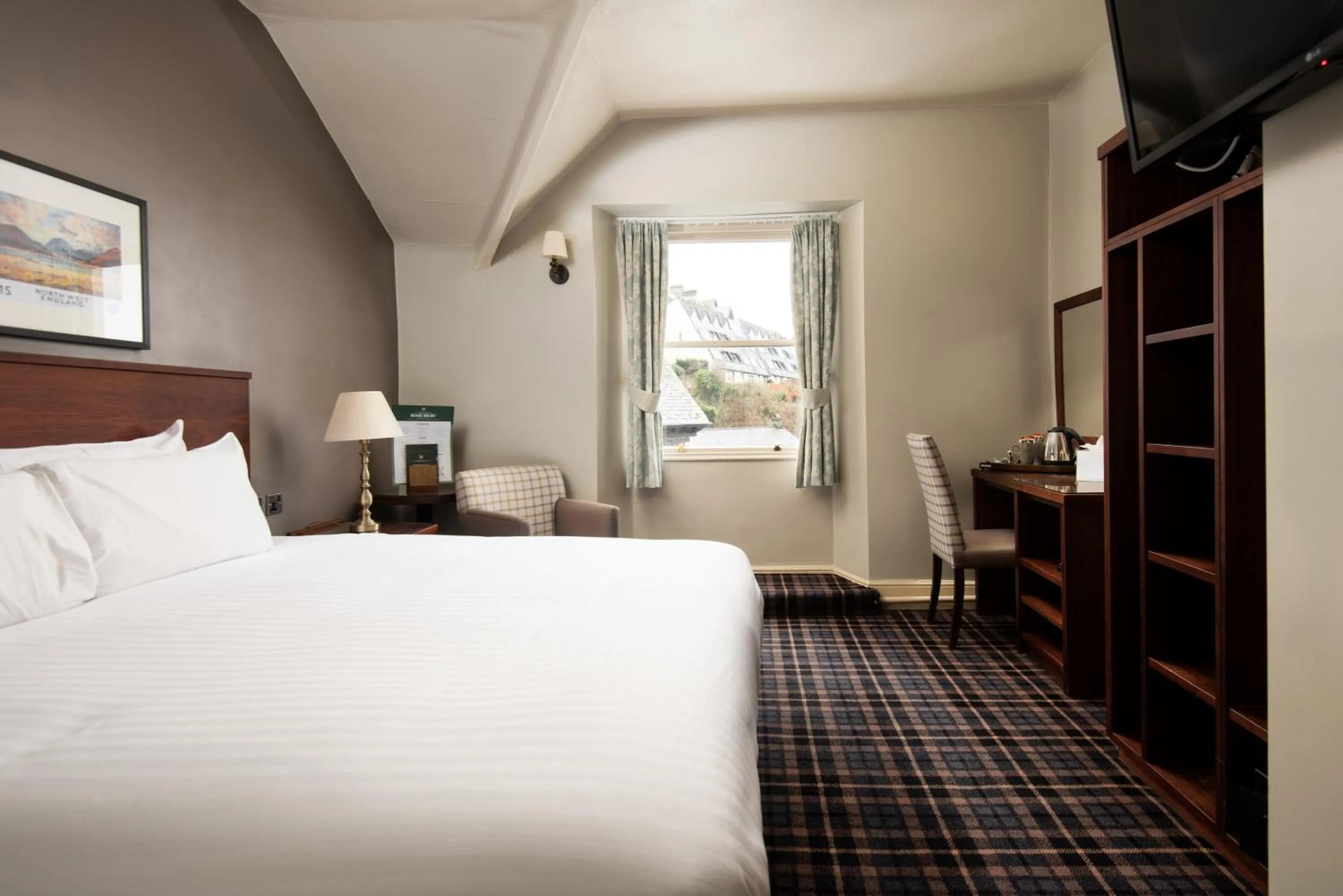 Bedroom, Bed in The Ambleside Inn - The Inn Collection Group