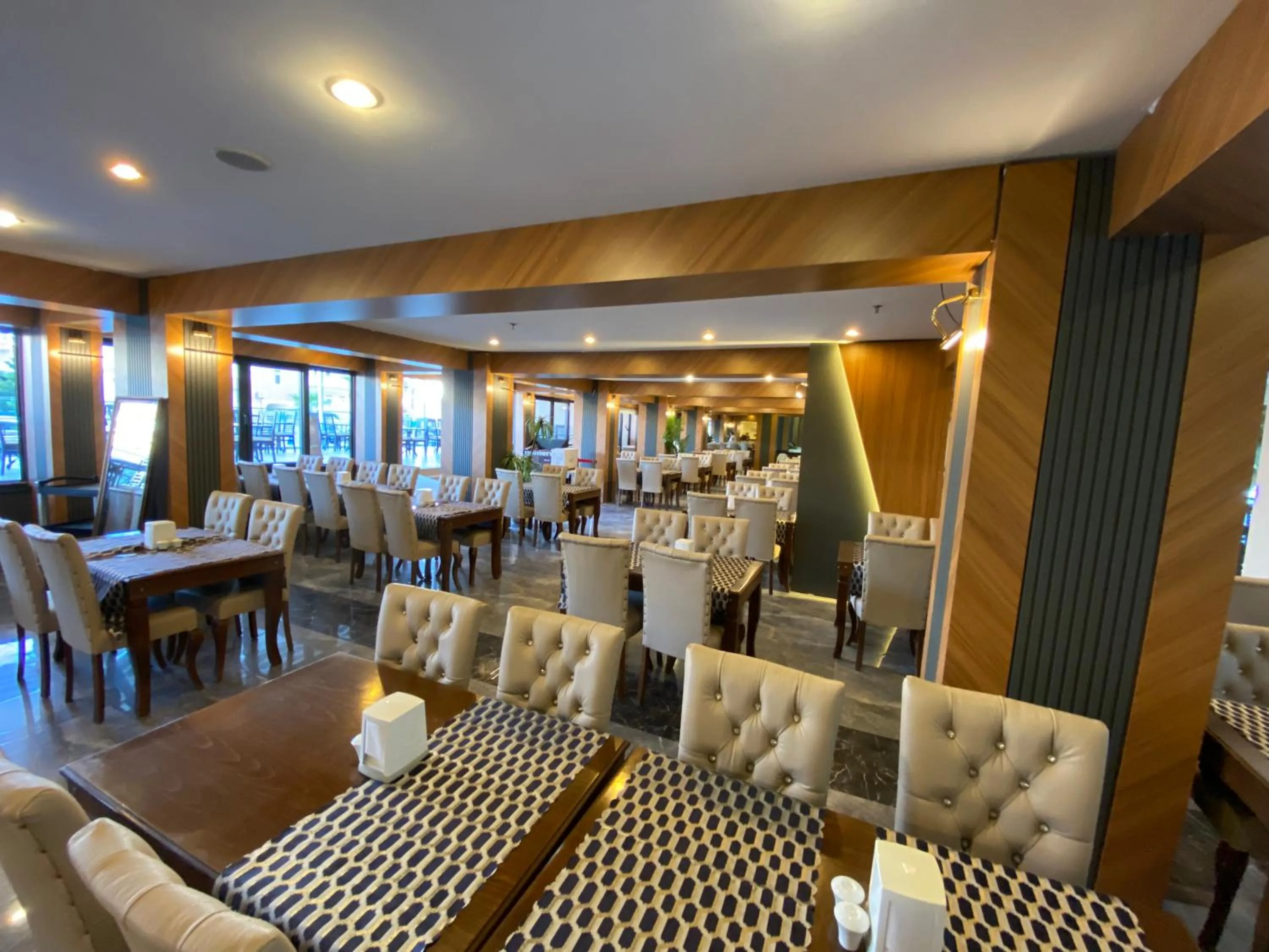 Restaurant/places to eat in Side Yeşilöz Hotel