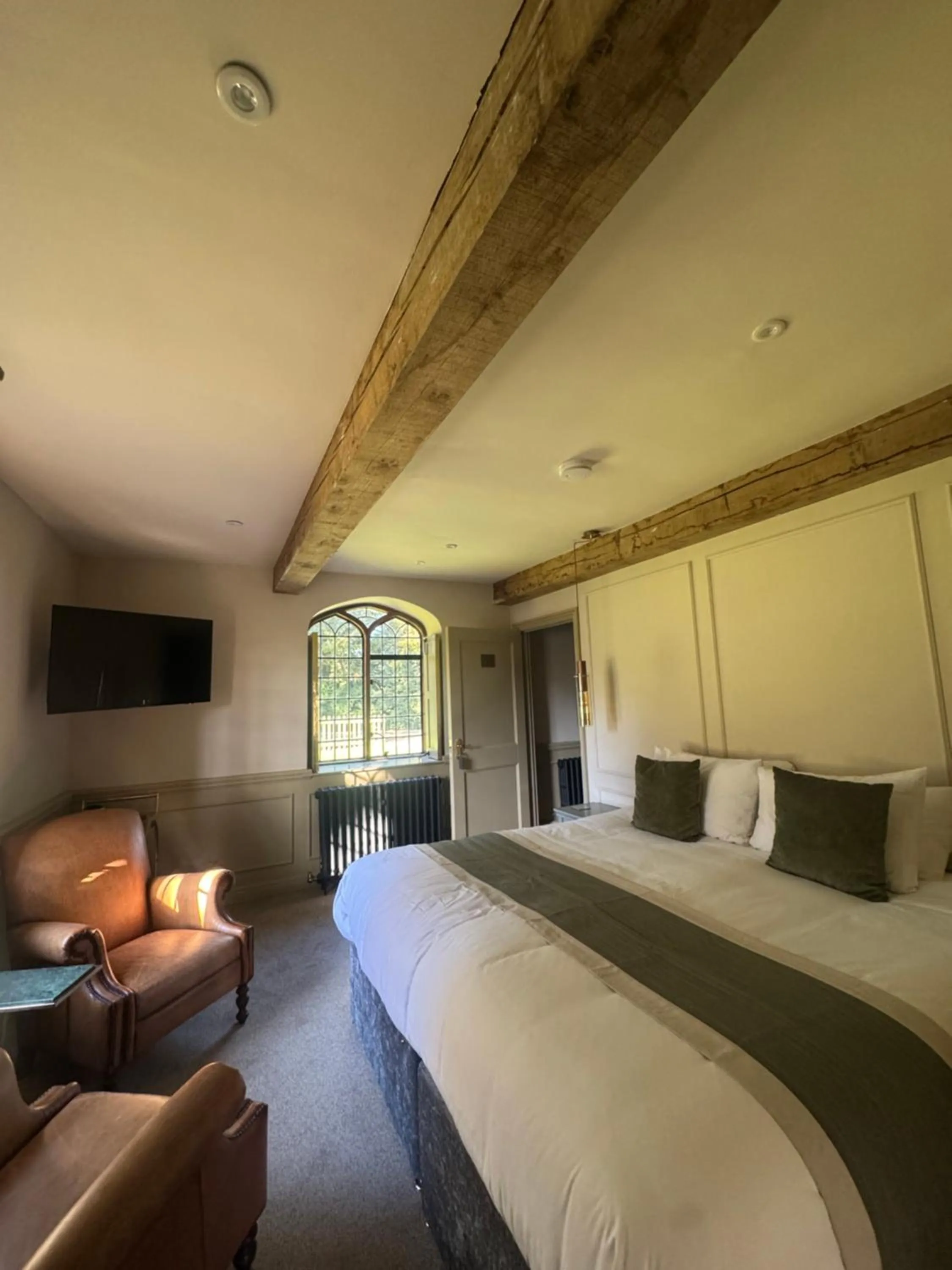 Bedroom, Bed in Broome Park Hotel