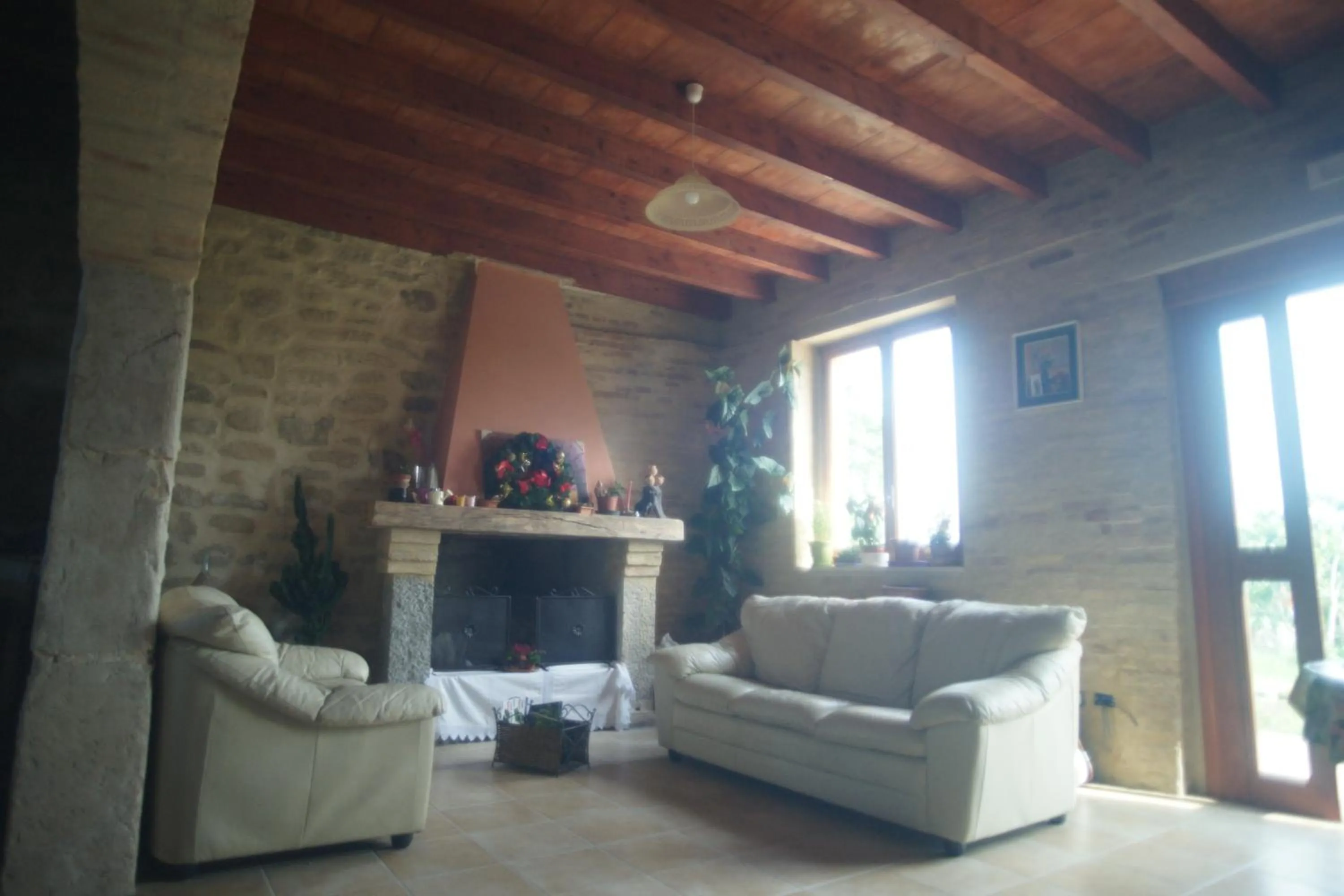 Communal lounge/ TV room in Casale Giordano