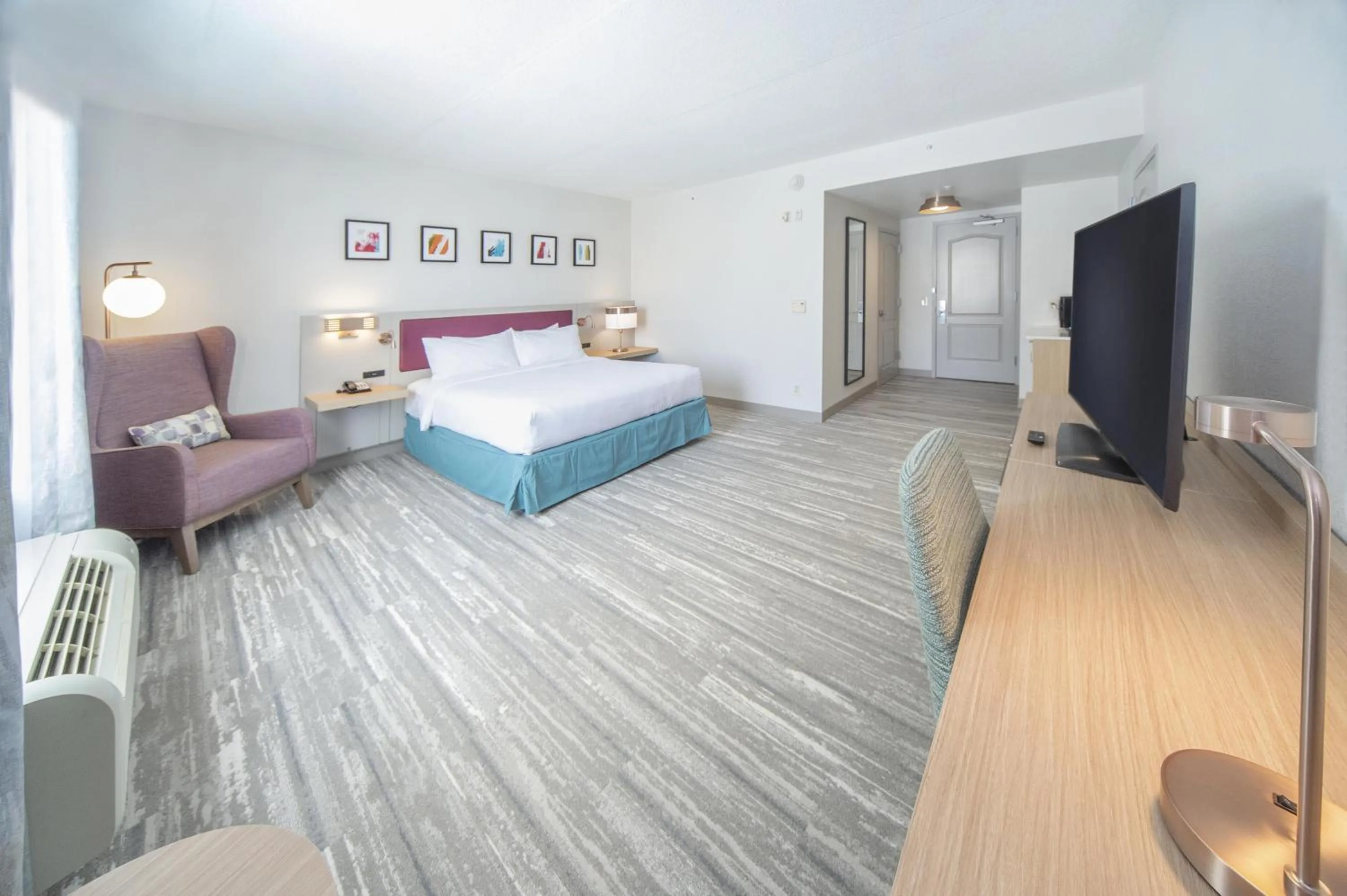 Bed in Hilton Garden Inn Clifton Park