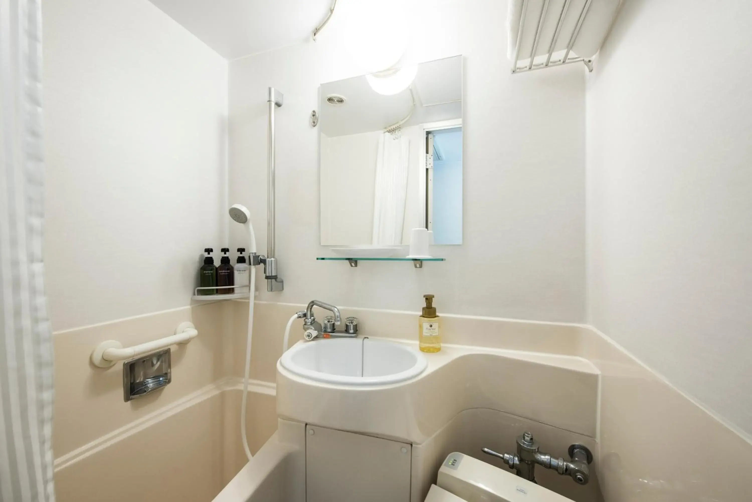 Photo of the whole room in Nagasaki Bus Terminal Hotel Photo of the whole room in Nagasaki Bus Terminal Hotel