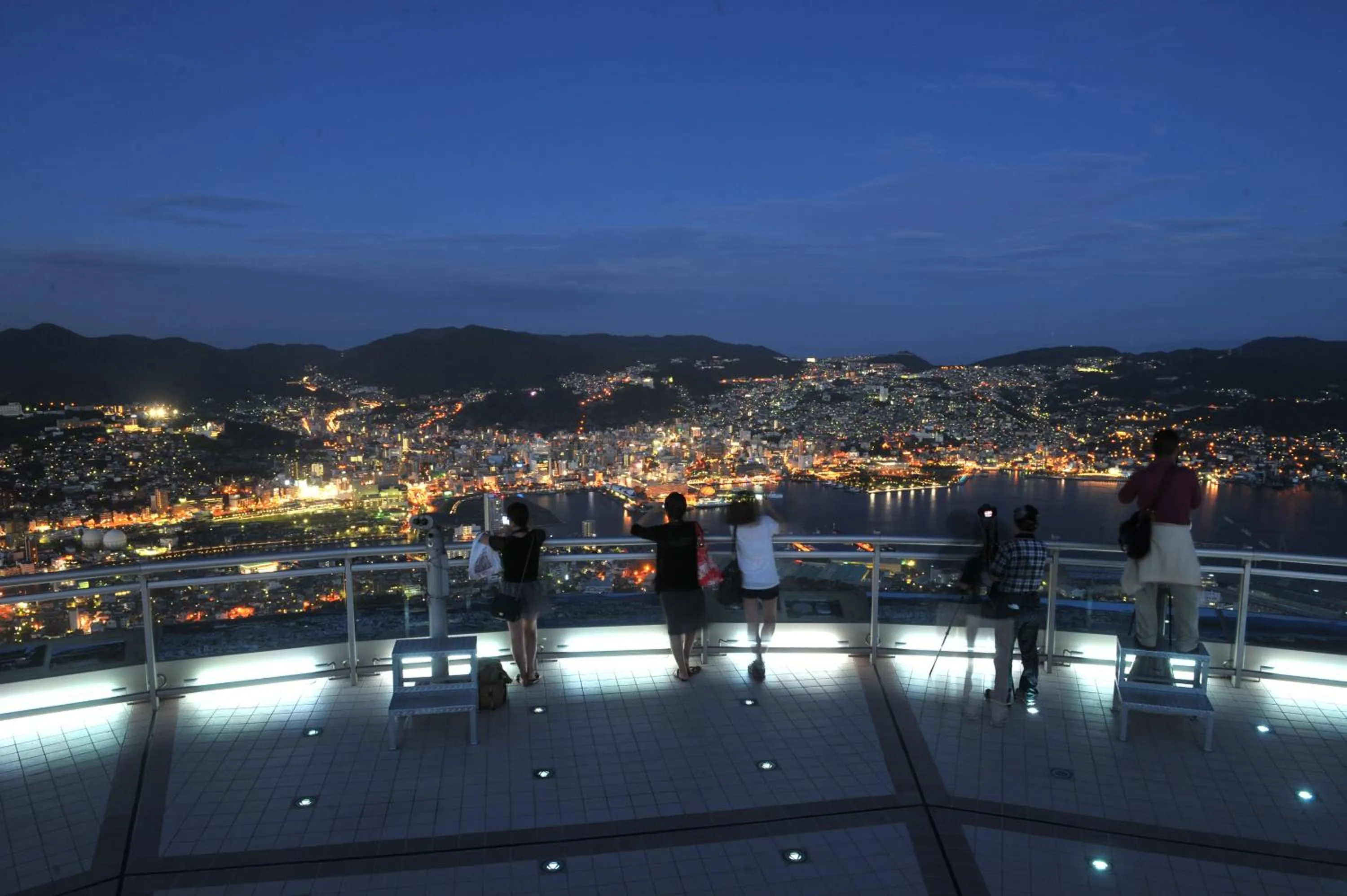 Nearby landmark in Nagasaki Bus Terminal Hotel