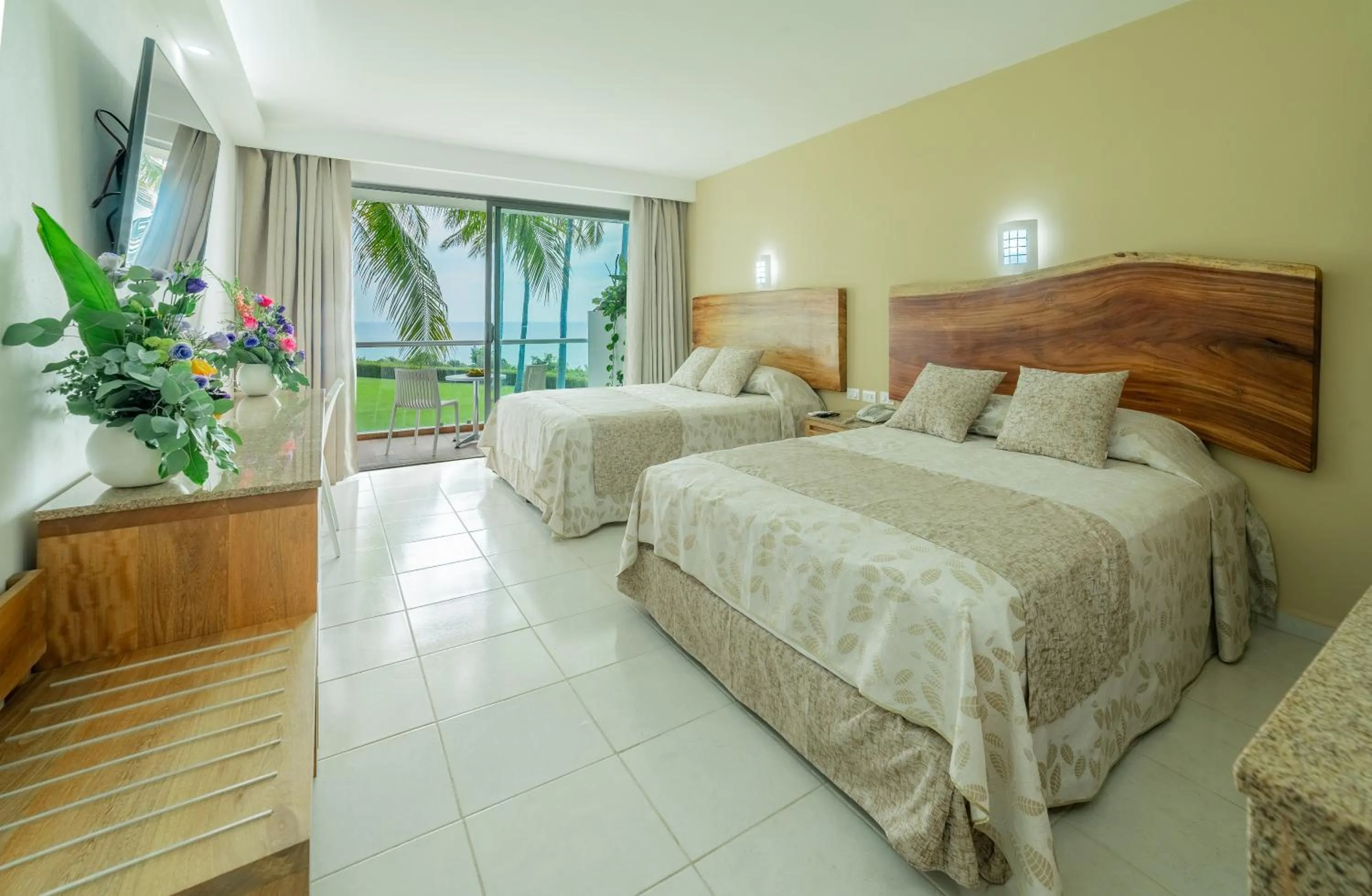 Bed in Posada Real Puerto Escondido