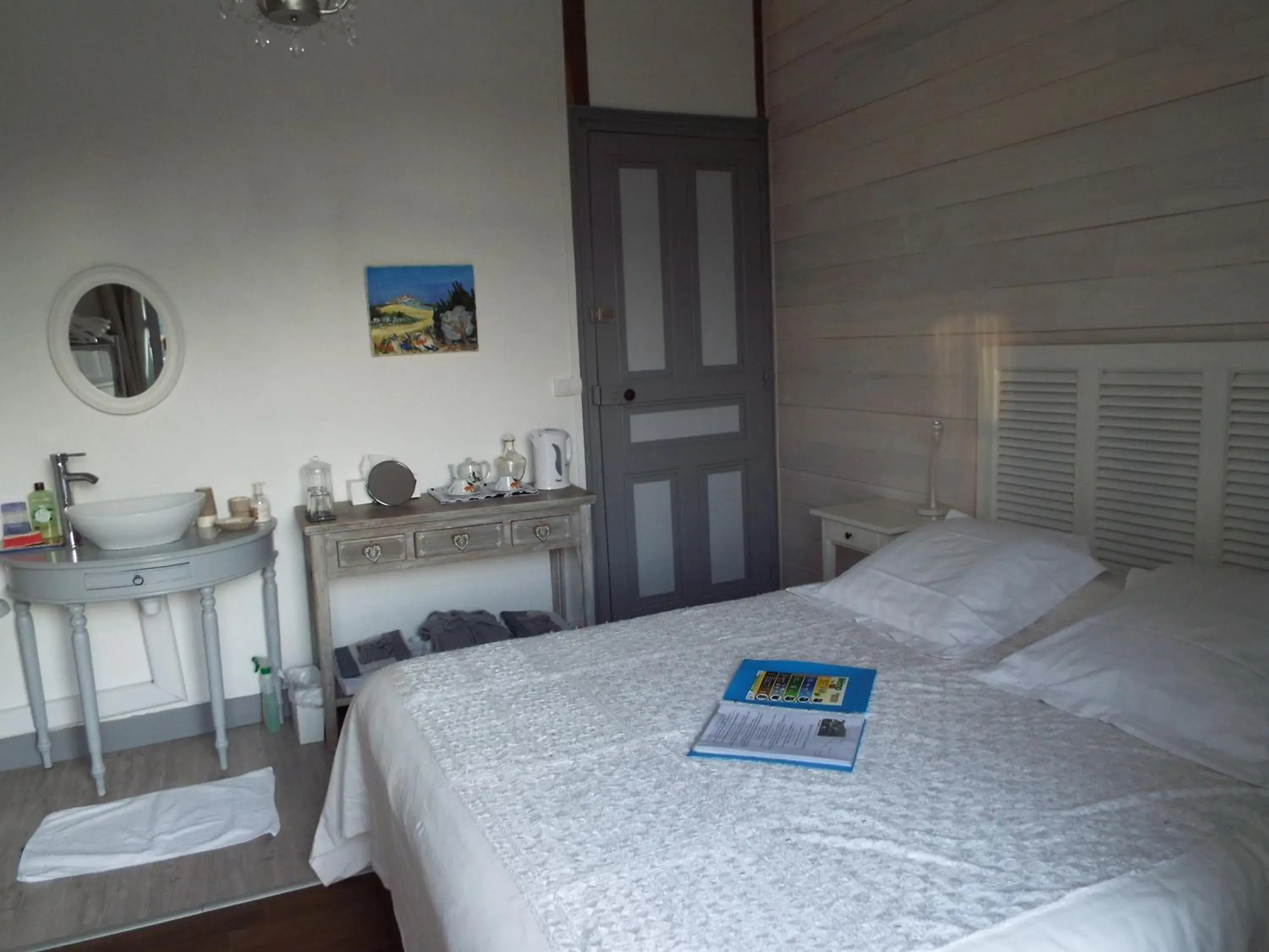 Standard Double Room in Villa Tranquillité Standard Double Room in Villa Tranquillité