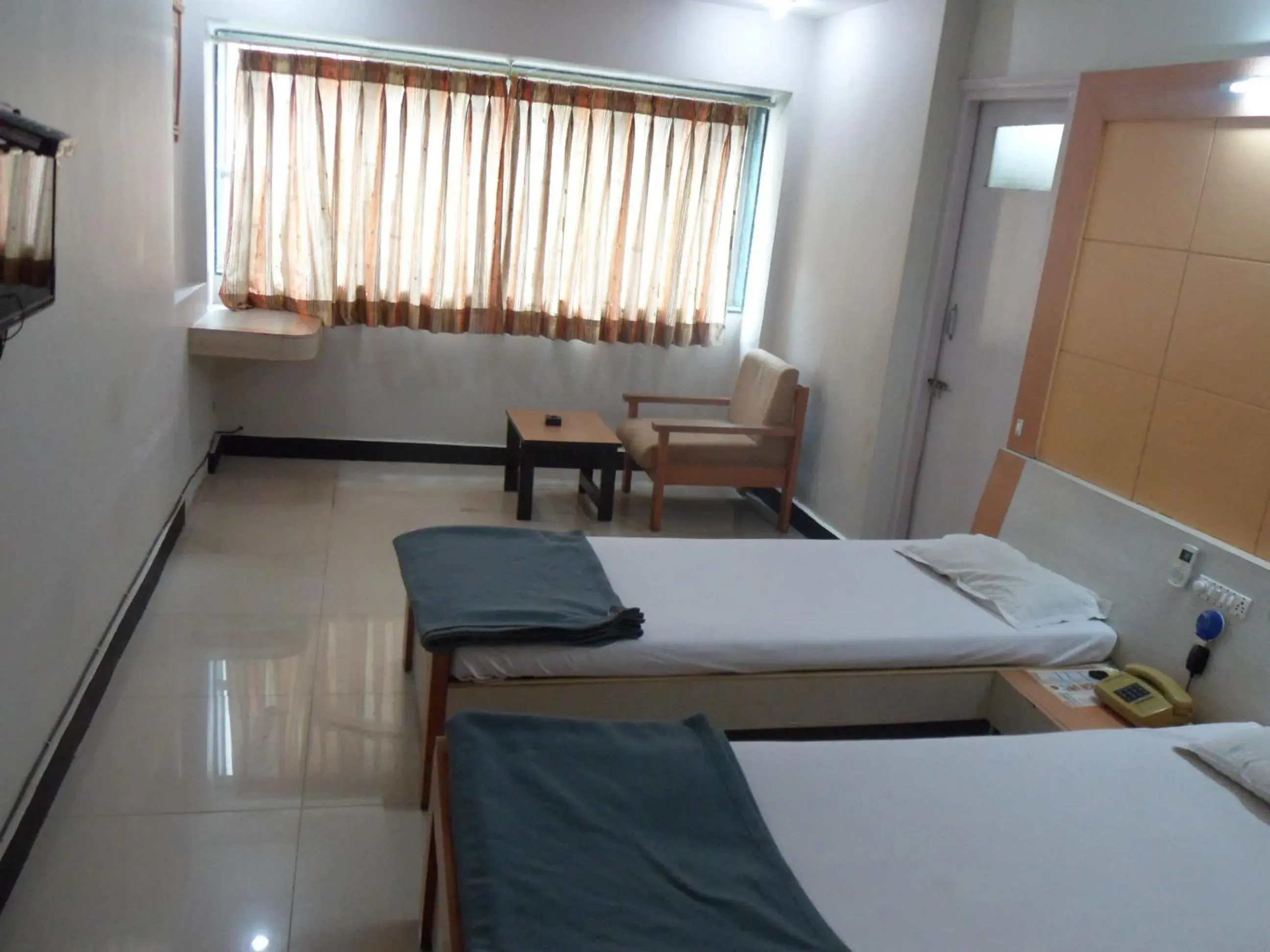 Photo of the whole room, Bed in Hotel Vaishali Photo of the whole room, Bed in Hotel Vaishali